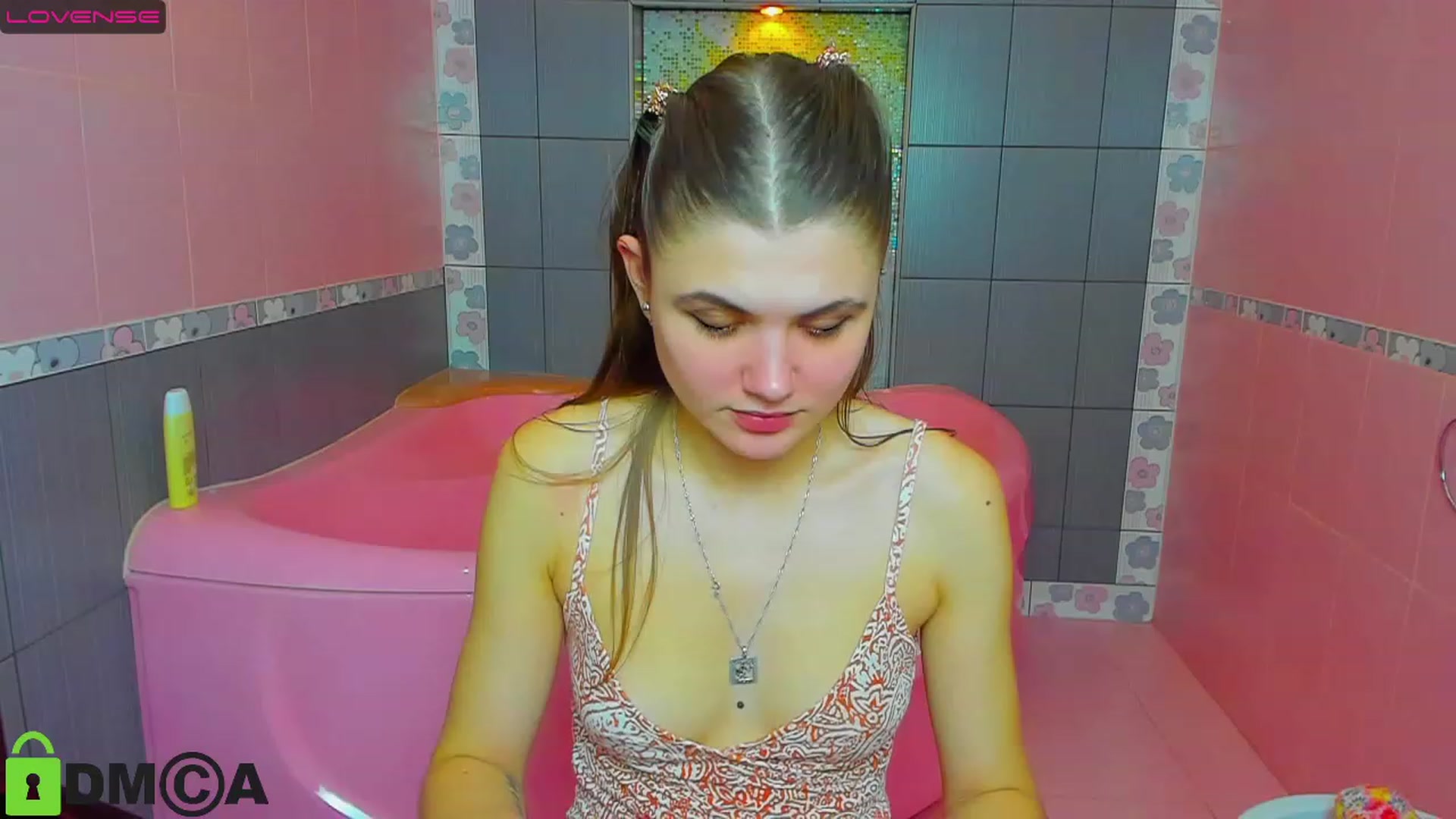 Gallery image thumbnail from Yongprincess's myfreecams stream on, 01/08/2023, 11:43 image 5 of 20