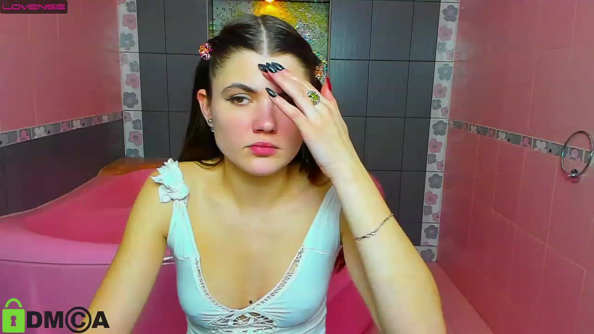 Gallery image thumbnail from Yongprincess's myfreecams stream on, 02/06/2023, 11:43 image 9 of 20