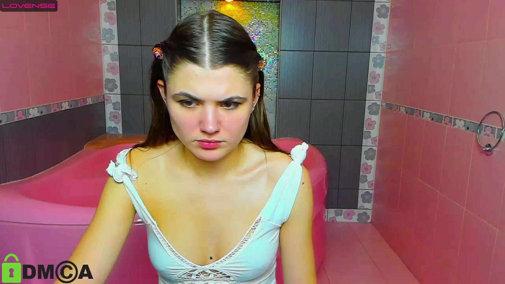 Gallery image thumbnail from Yongprincess's myfreecams stream on, 02/06/2023, 11:43 image 11 of 20