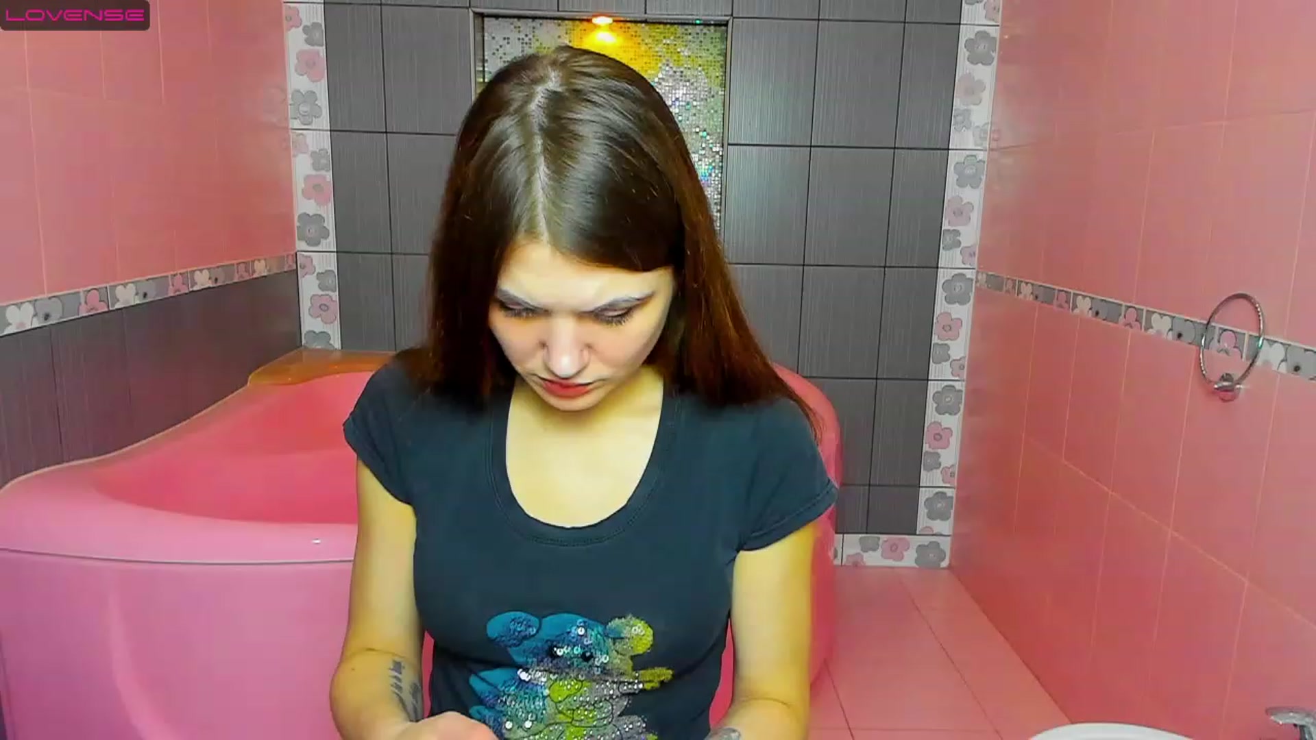 Gallery image thumbnail from Yongprincess's myfreecams stream on, 02/20/2023, 08:01 image 16 of 20