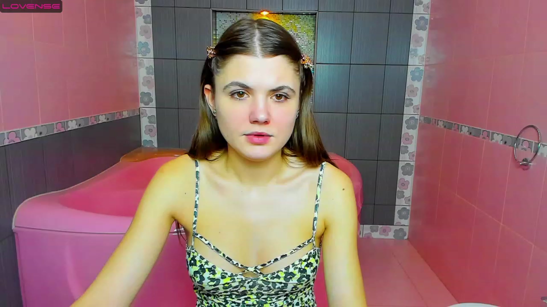 Gallery image thumbnail from Yongprincess's myfreecams stream on, 02/28/2023, 10:05 image 1 of 20