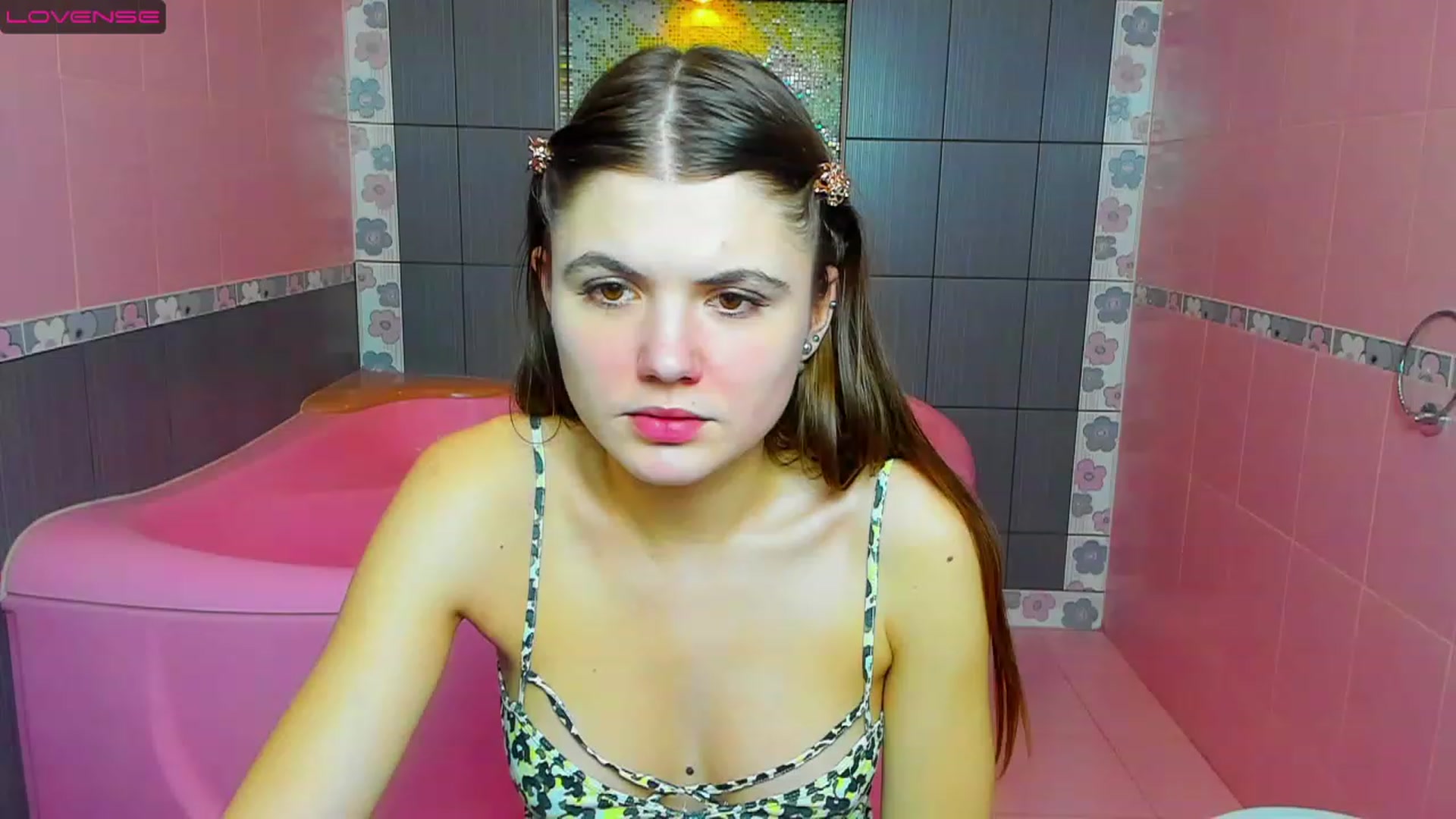 Gallery image thumbnail from Yongprincess's myfreecams stream on, 02/28/2023, 10:05 image 19 of 20