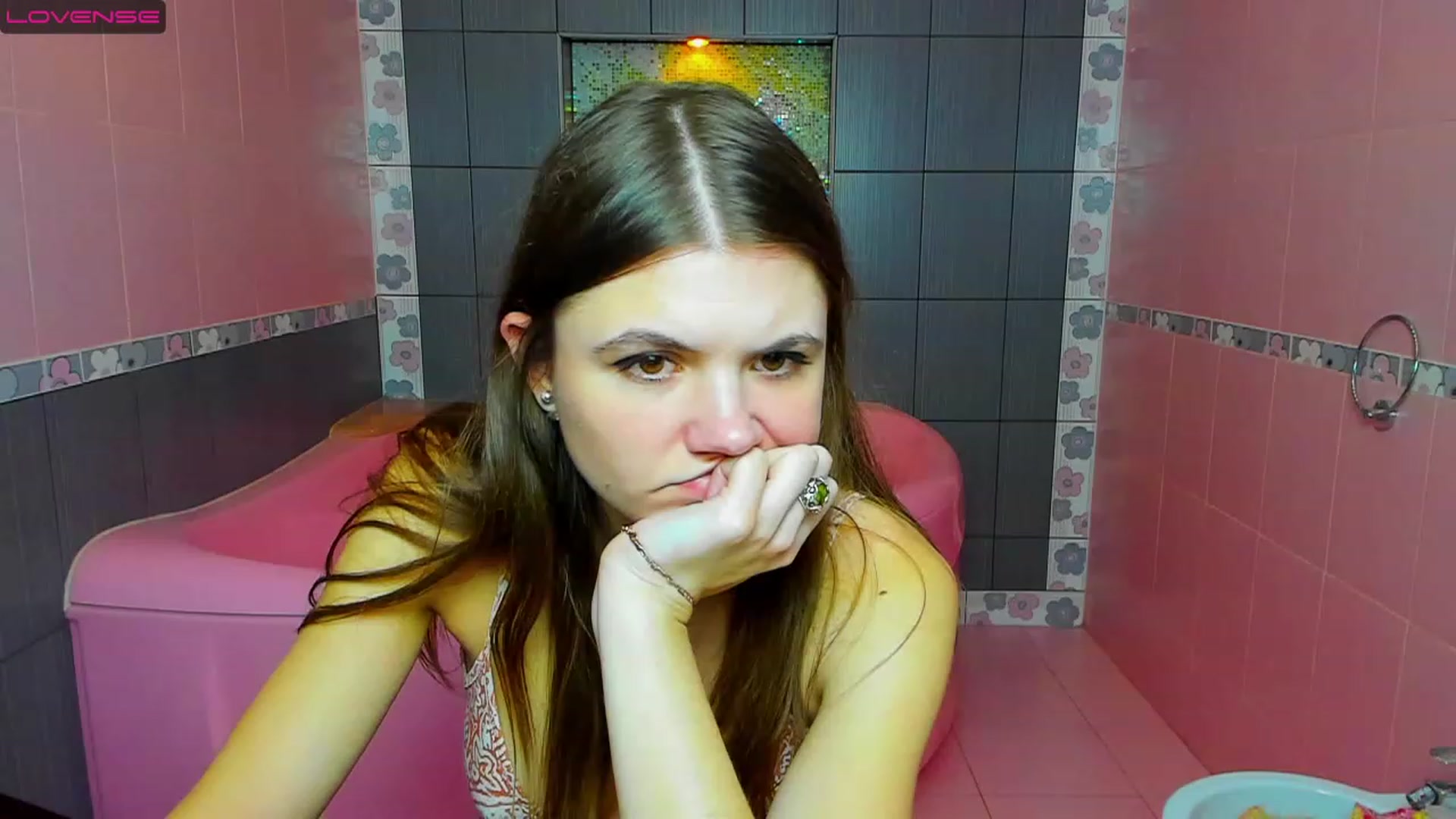 Gallery image thumbnail from Yongprincess's myfreecams stream on, 03/07/2023, 12:09 image 15 of 20
