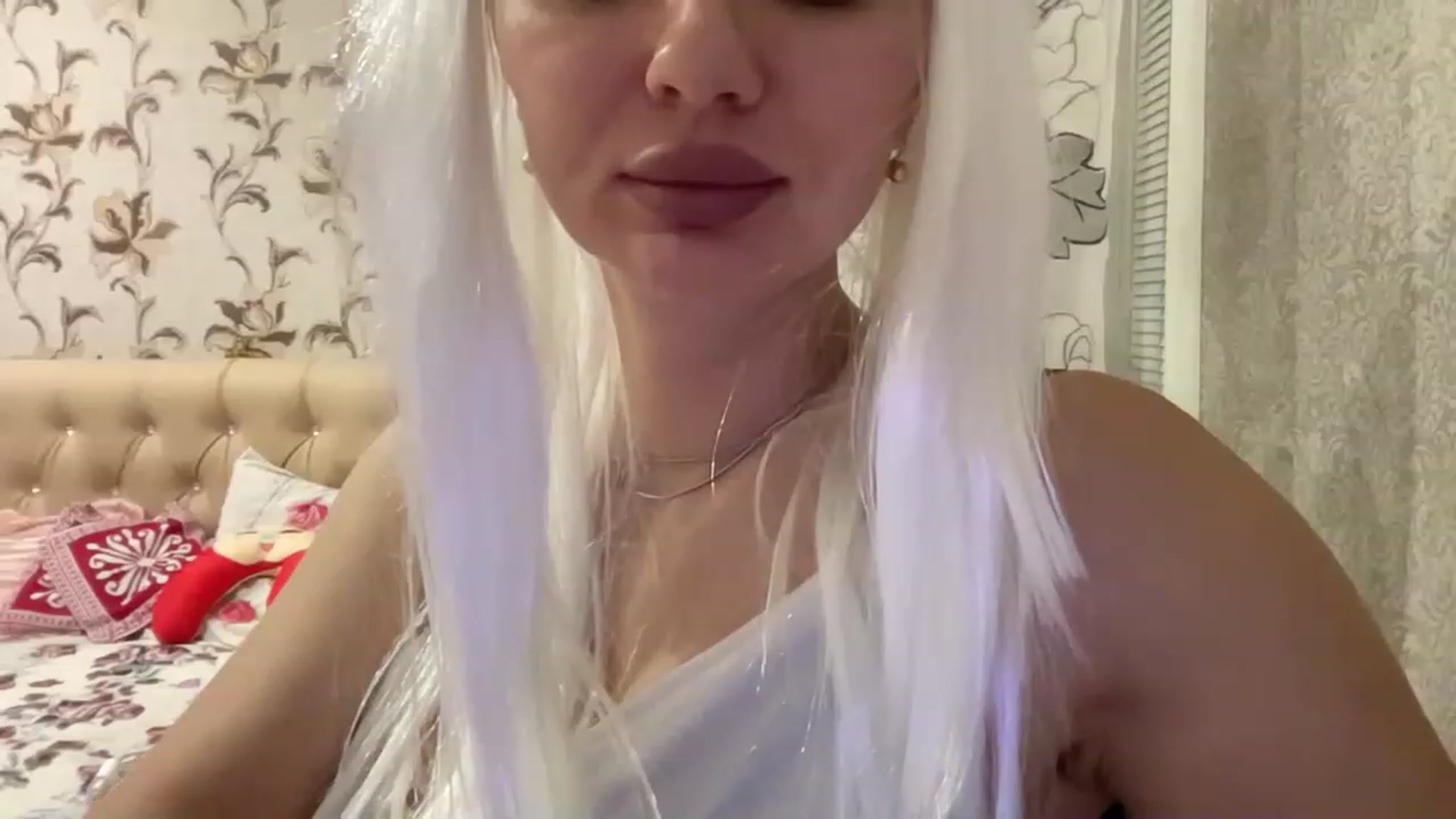 Gallery image thumbnail from YouQueen's myfreecams stream on, 12/11/2022, 13:42 image 14 of 20