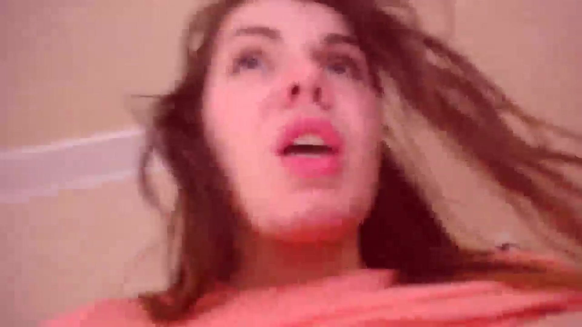 Gallery image thumbnail from YouTubad's myfreecams stream on, 03/29/2026, 12:14 image 14 of 20