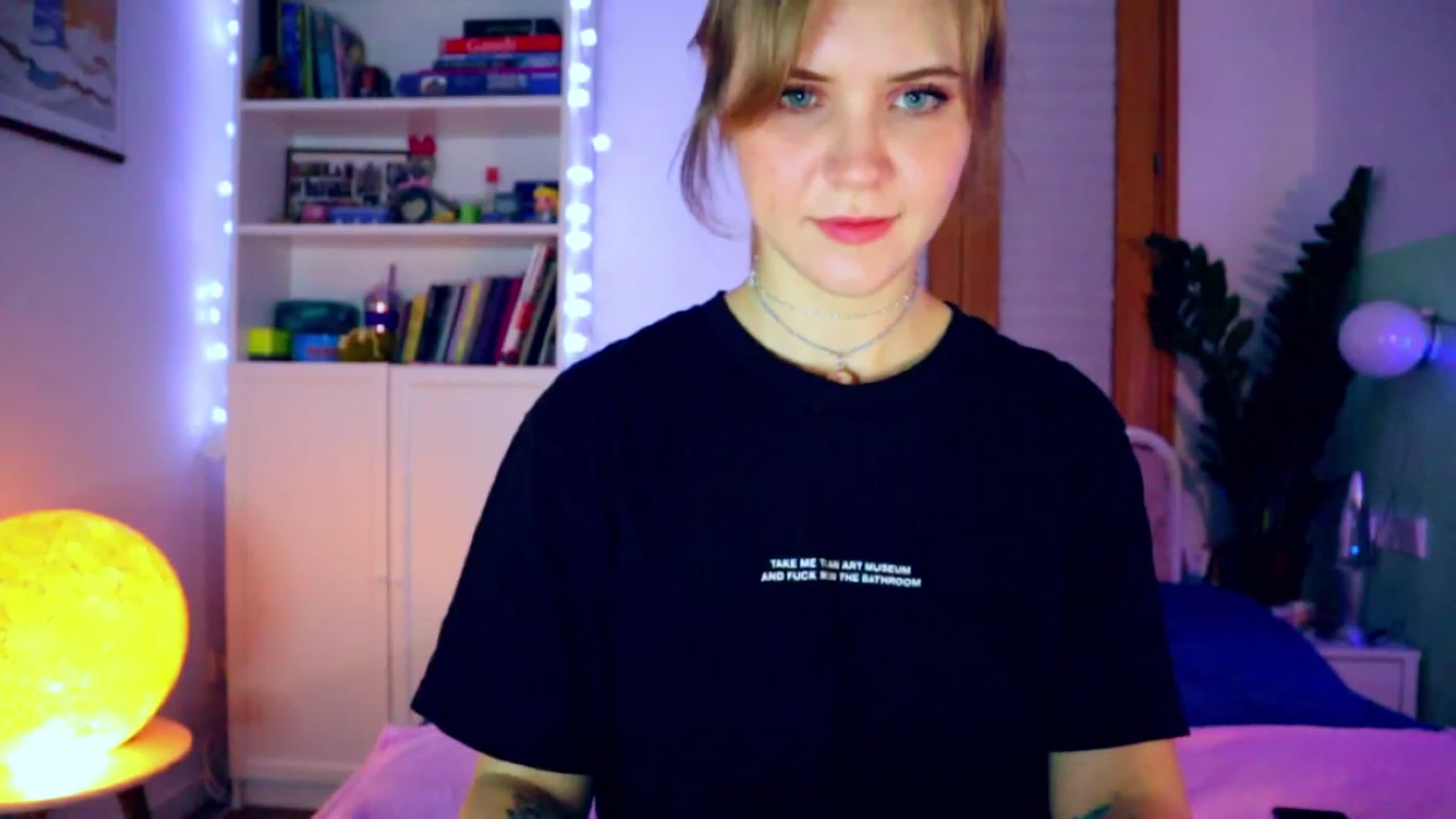 Gallery image thumbnail from YoungDunst's myfreecams stream on, 12/06/2022, 01:47 image 6 of 20
