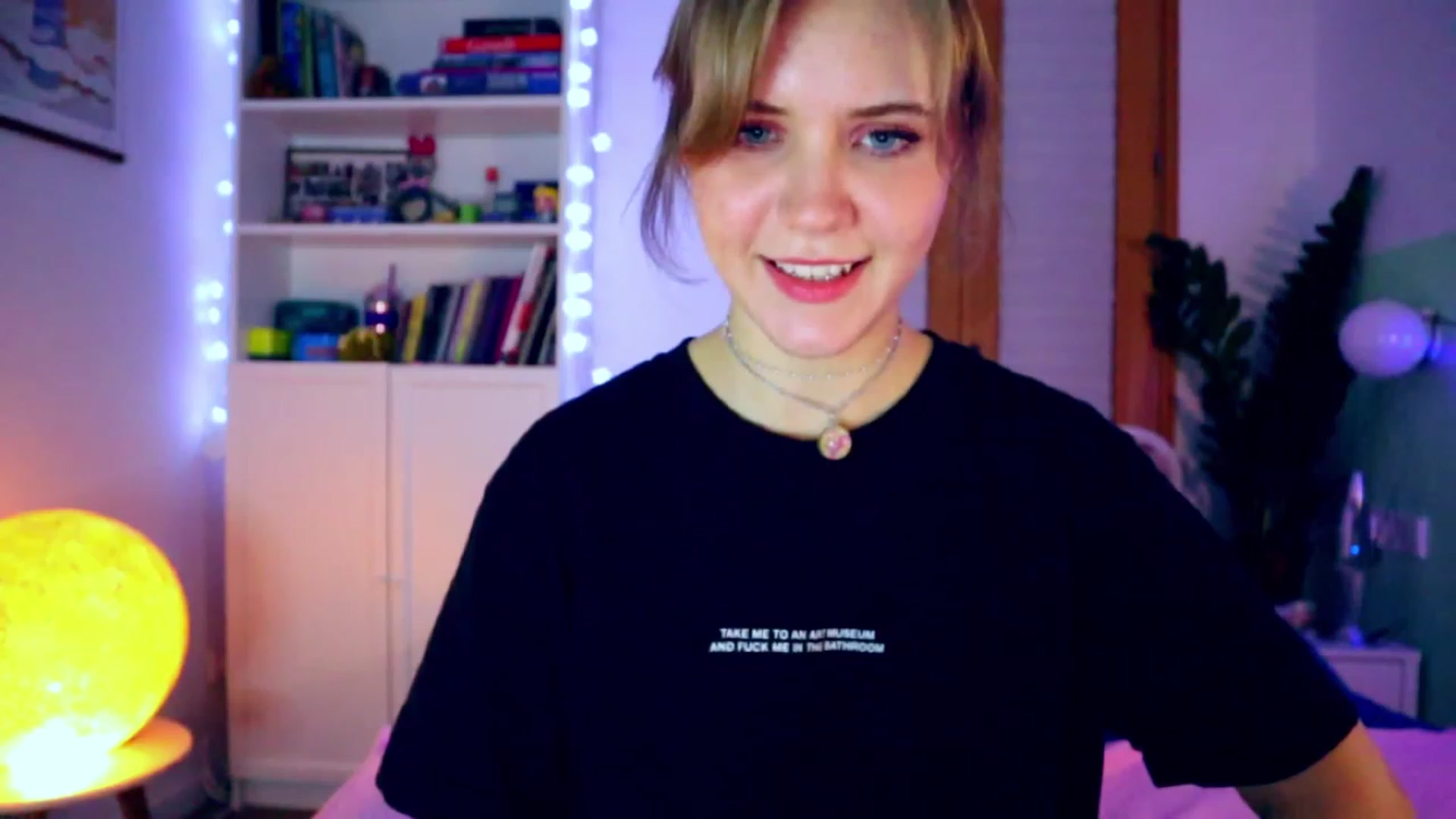 Gallery image thumbnail from YoungDunst's myfreecams stream on, 12/06/2022, 01:47 image 13 of 20