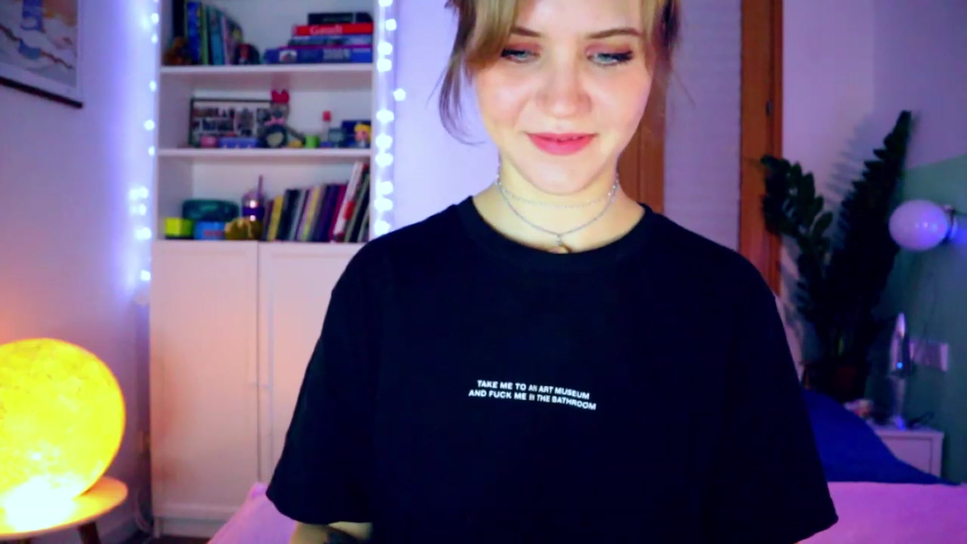 Gallery image thumbnail from YoungDunst's myfreecams stream on, 12/06/2022, 01:47 image 9 of 20