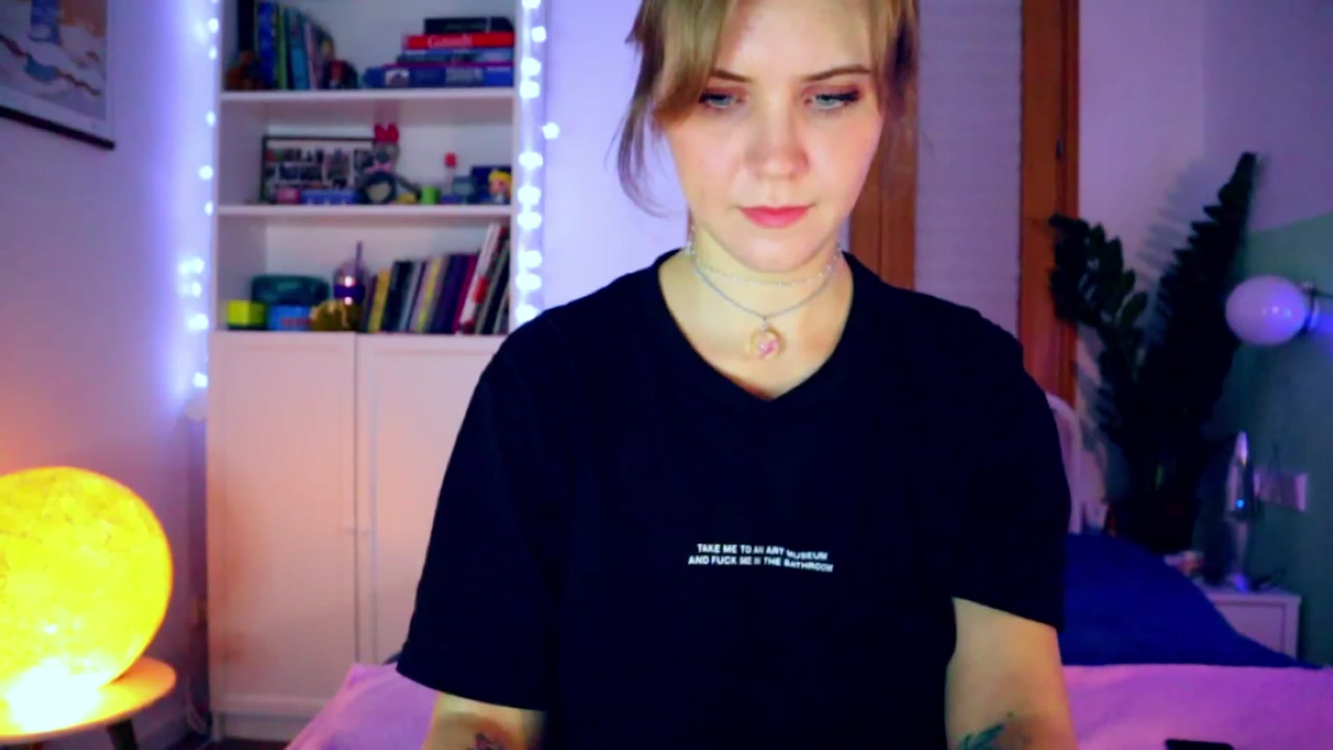 Gallery image thumbnail from YoungDunst's myfreecams stream on, 12/06/2022, 01:47 image 5 of 20