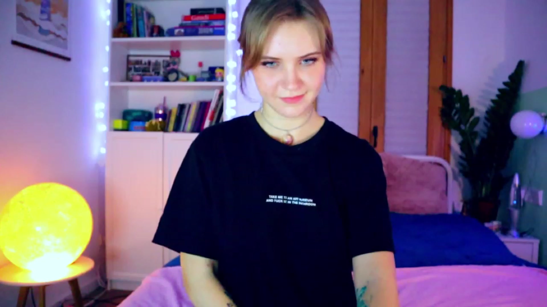Gallery image thumbnail from YoungDunst's myfreecams stream on, 12/06/2022, 03:19 image 6 of 20