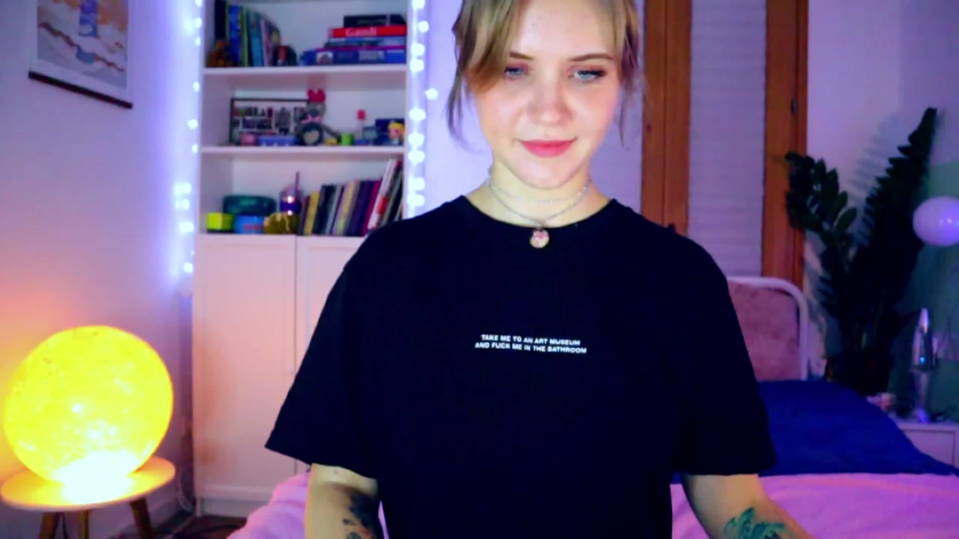 Gallery image thumbnail from YoungDunst's myfreecams stream on, 12/06/2022, 03:19 image 3 of 20