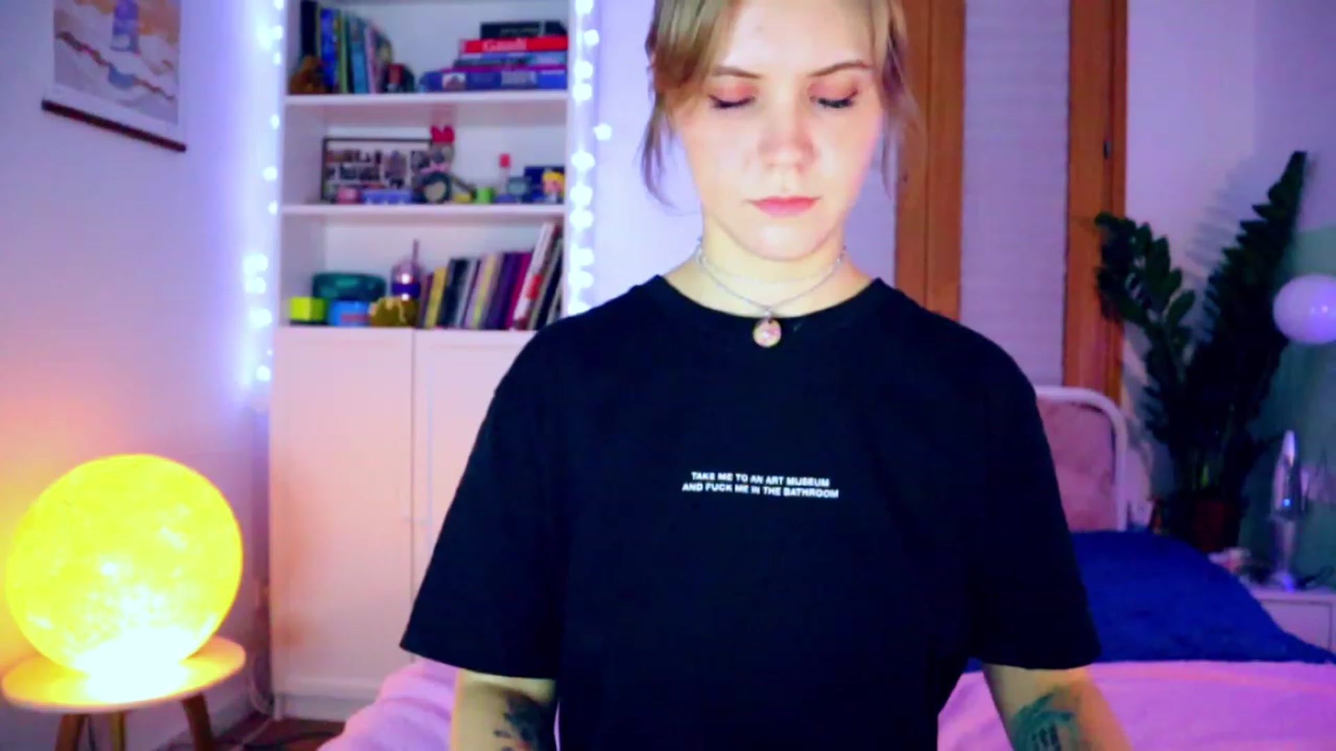 Gallery image thumbnail from YoungDunst's myfreecams stream on, 12/06/2022, 03:19 image 4 of 20