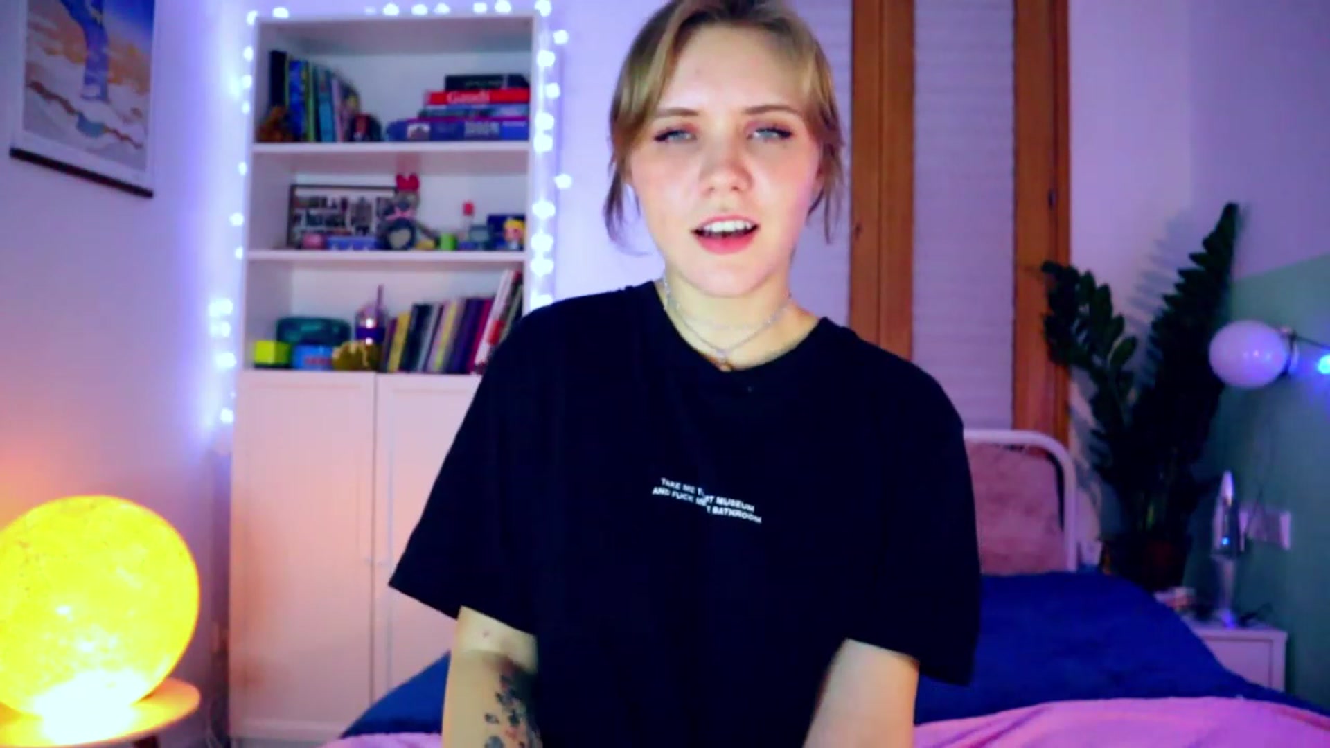 Gallery image thumbnail from YoungDunst's myfreecams stream on, 12/06/2022, 03:19 image 10 of 20