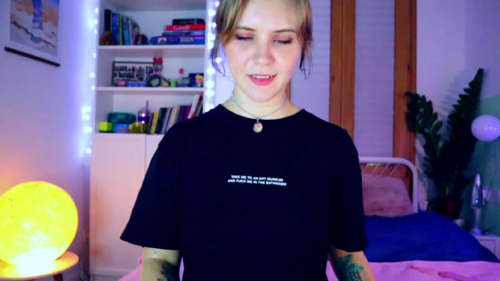 Gallery image thumbnail from YoungDunst's myfreecams stream on, 12/06/2022, 03:35 image 8 of 20