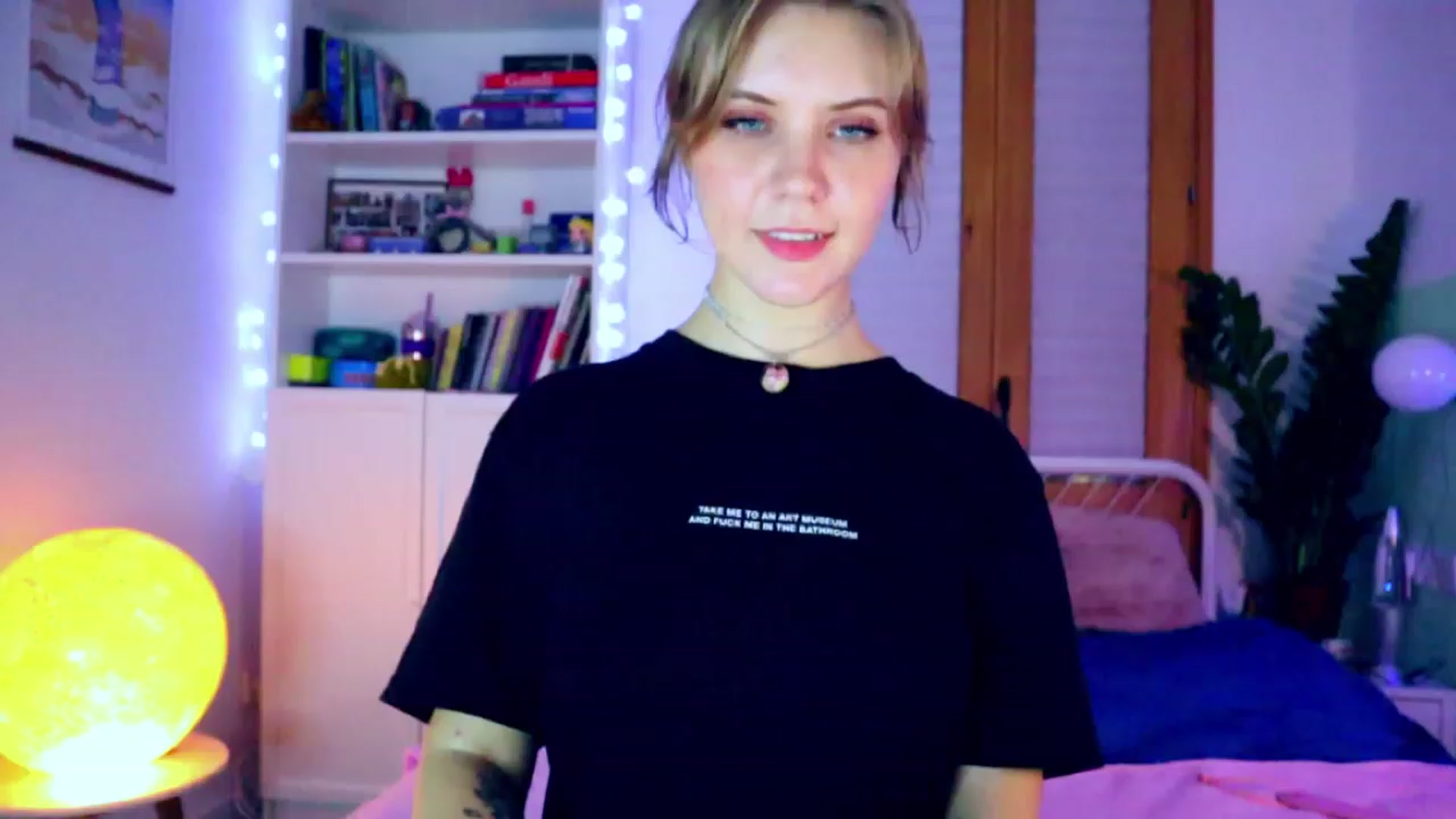 Gallery image thumbnail from YoungDunst's myfreecams stream on, 12/06/2022, 03:35 image 10 of 20