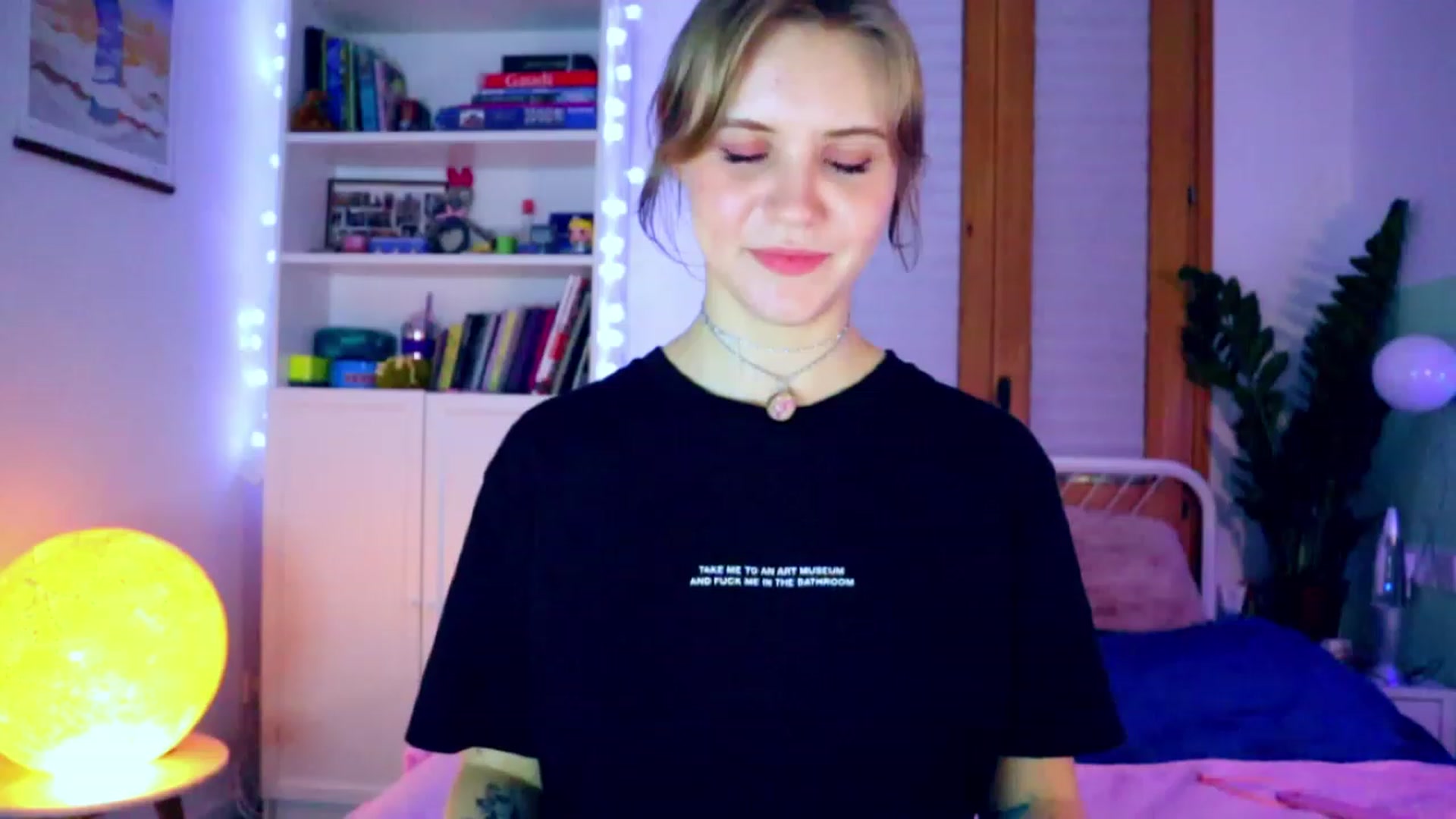 Gallery image thumbnail from YoungDunst's myfreecams stream on, 12/06/2022, 03:35 image 15 of 20