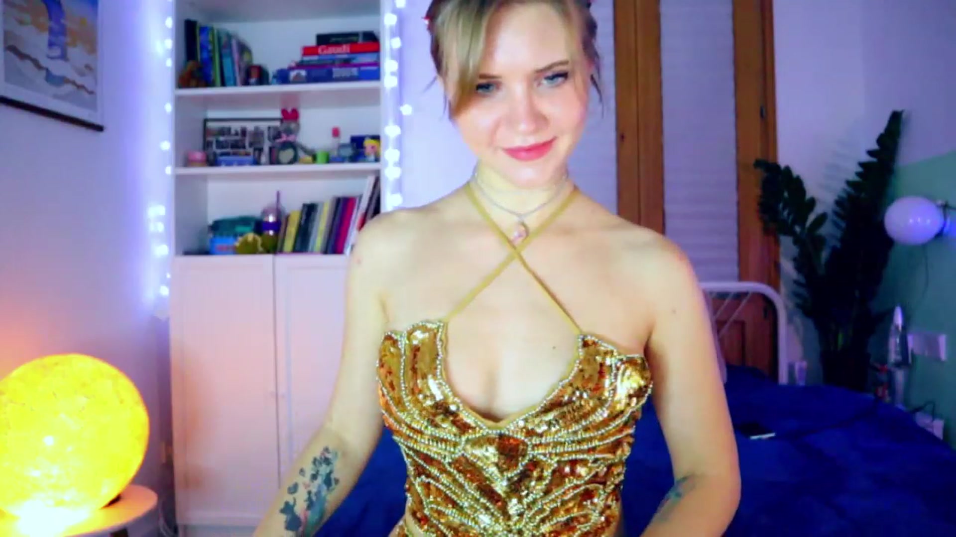 Gallery image thumbnail from YoungDunst's myfreecams stream on, 12/12/2022, 24:24 image 14 of 20