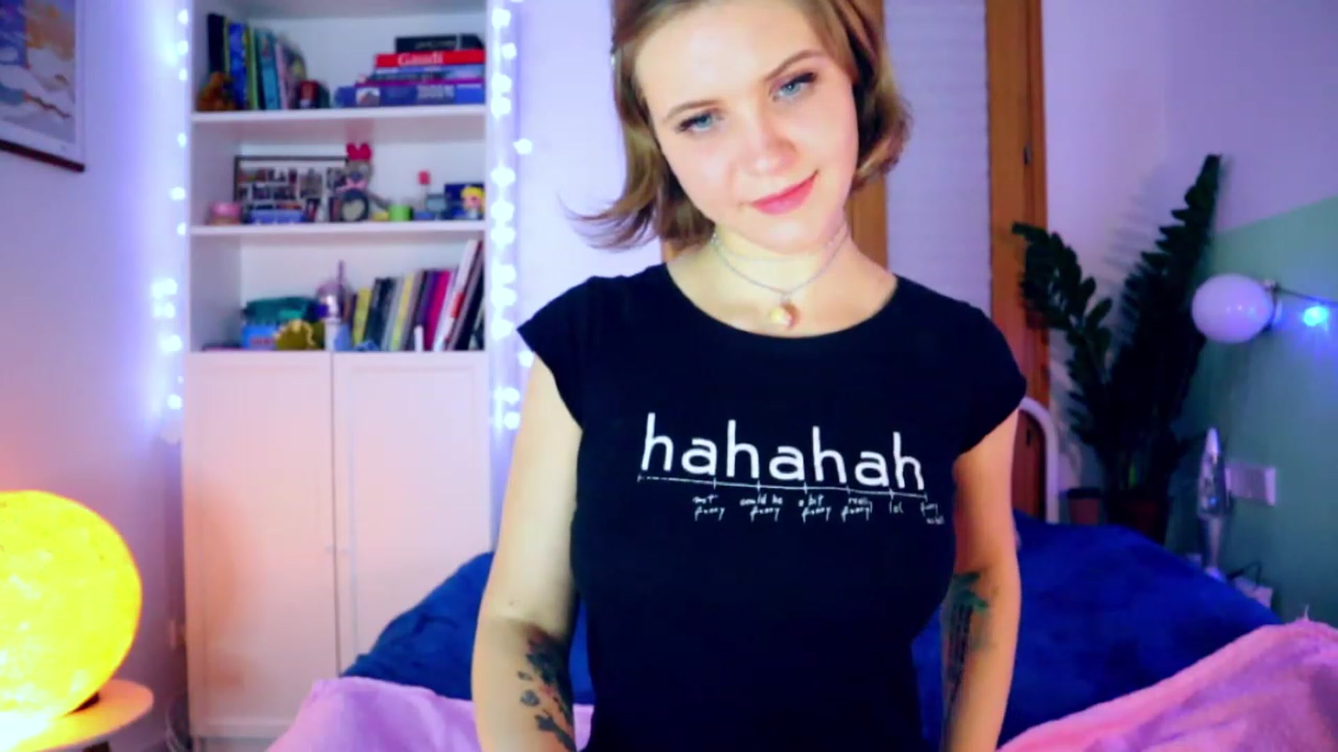 Gallery image thumbnail from YoungDunst's myfreecams stream on, 12/18/2022, 04:26 image 19 of 20