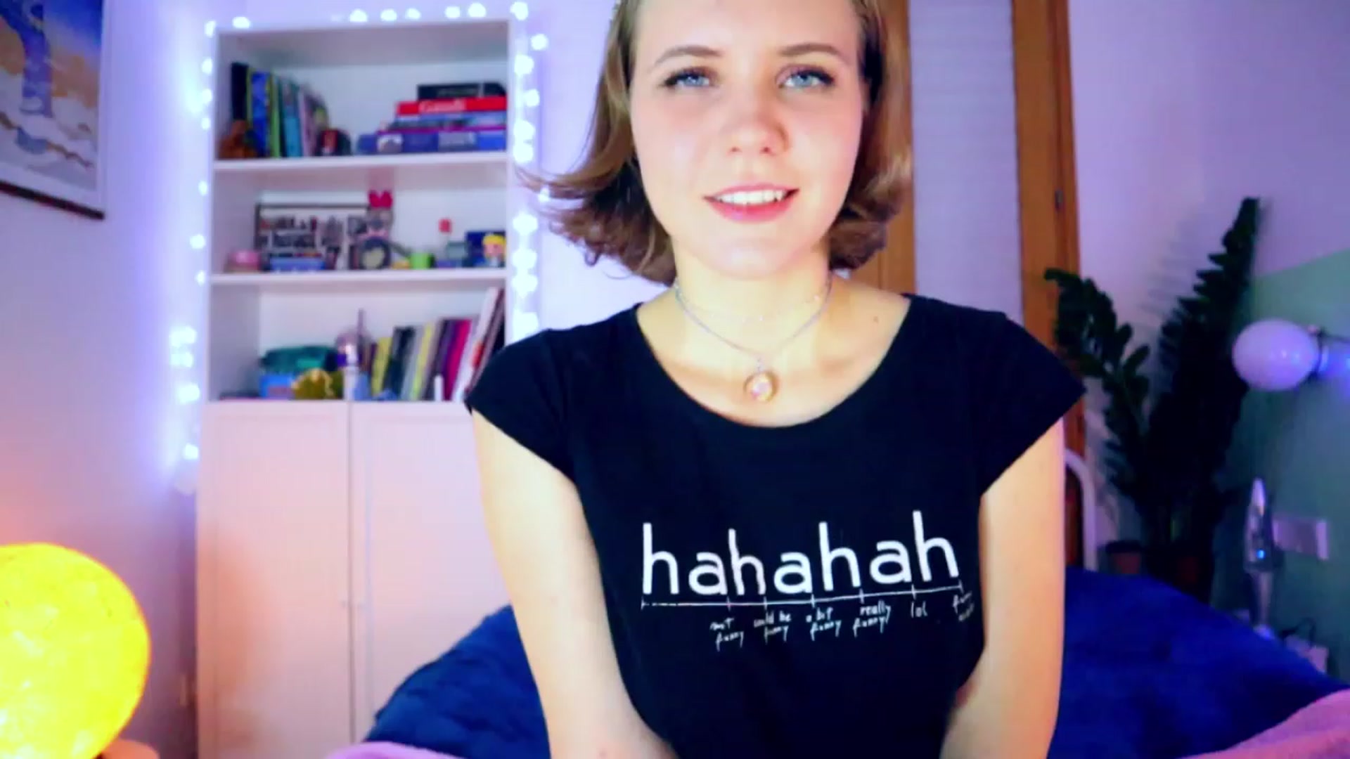 Gallery image thumbnail from YoungDunst's myfreecams stream on, 12/18/2022, 04:26 image 1 of 20