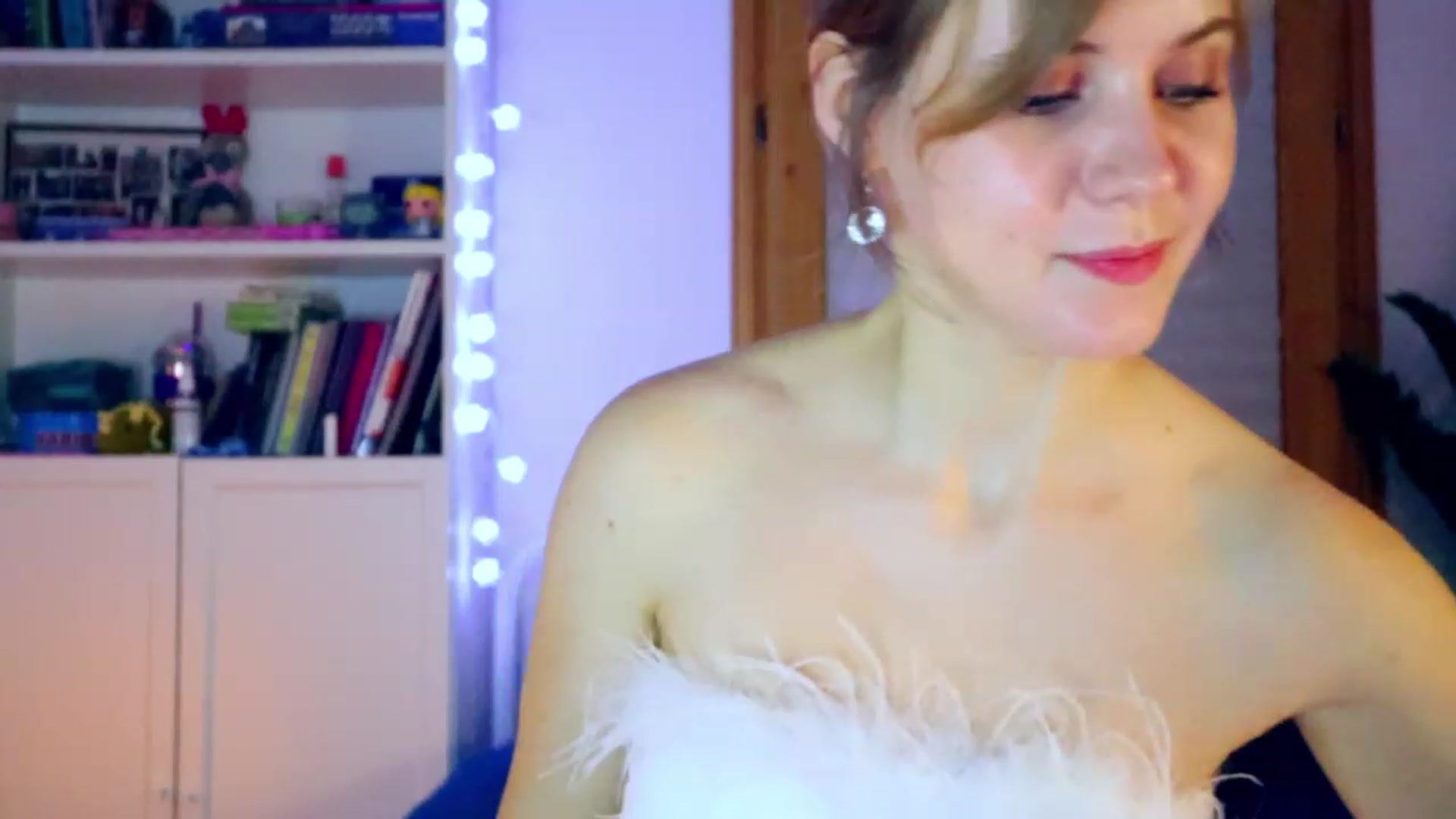 Gallery image thumbnail from YoungDunst's myfreecams stream on, 12/25/2022, 06:13 image 9 of 20