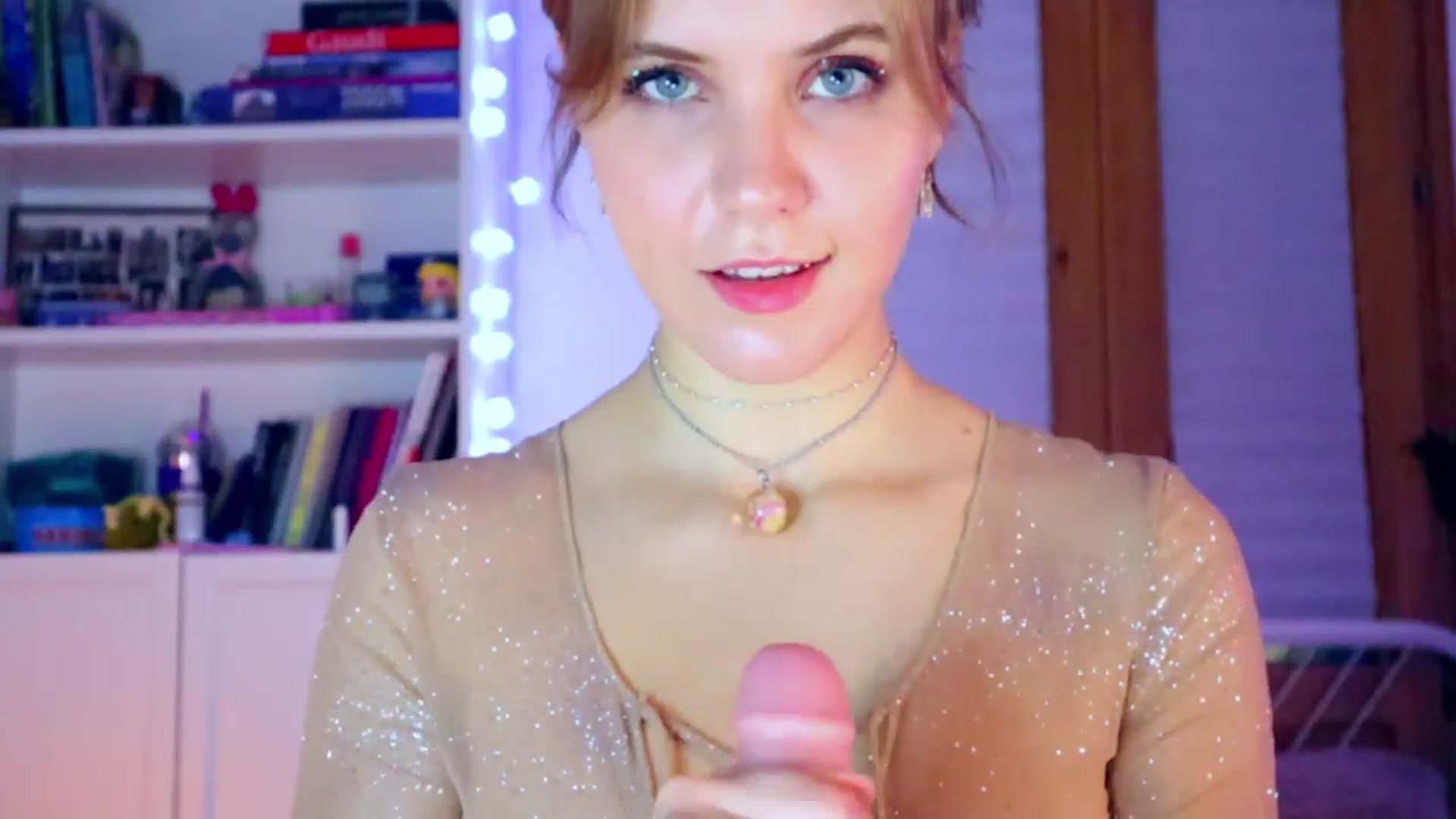 Gallery image thumbnail from YoungDunst's myfreecams stream on, 12/26/2022, 04:41 image 19 of 20