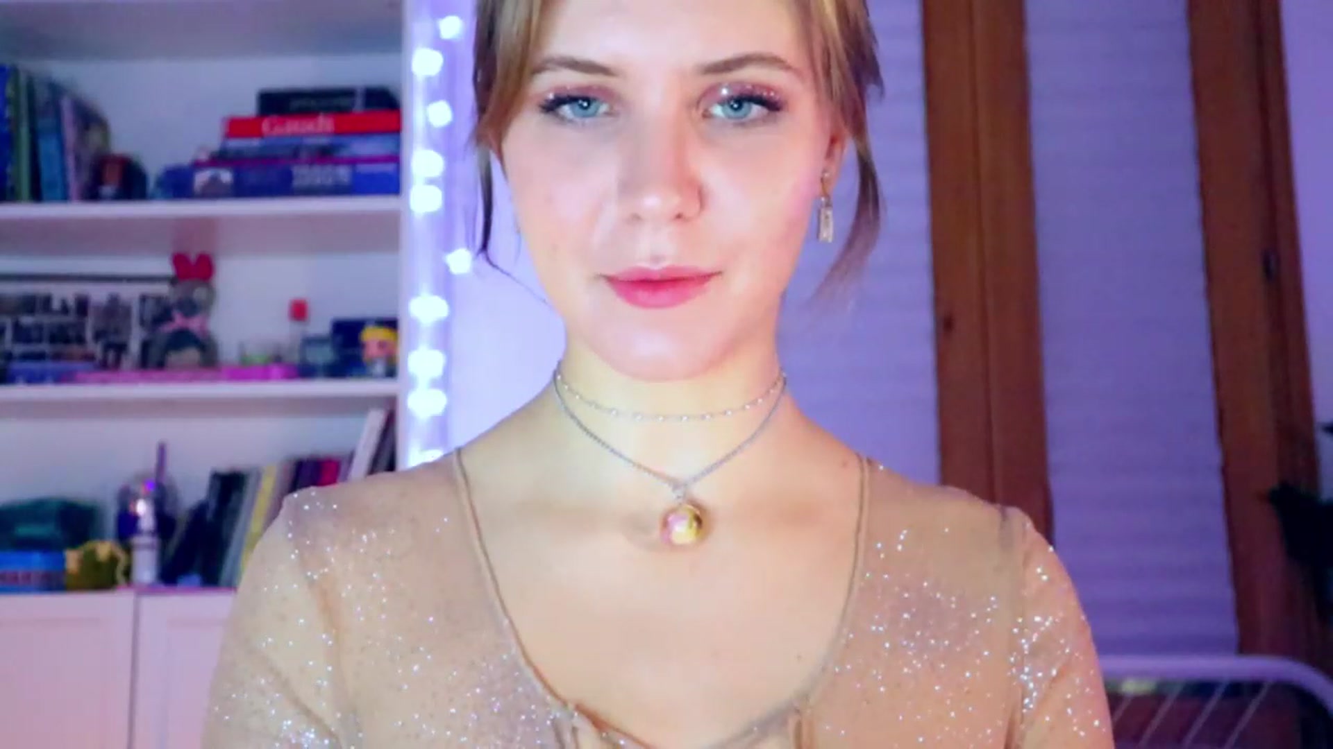 Gallery image thumbnail from YoungDunst's myfreecams stream on, 12/26/2022, 04:41 image 2 of 20