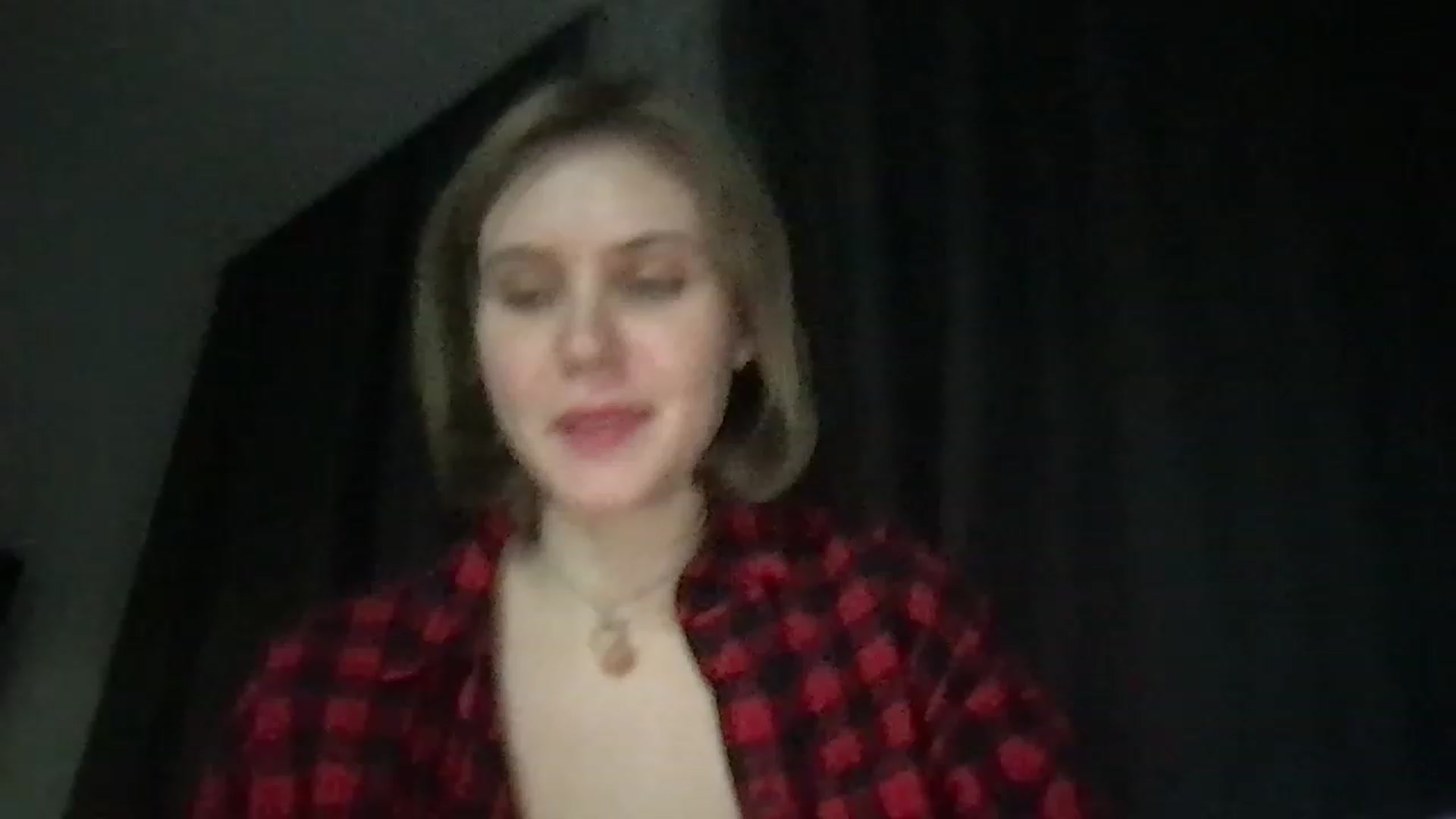 Gallery image thumbnail from YoungDunst's myfreecams stream on, 12/31/2022, 20:06 image 18 of 20