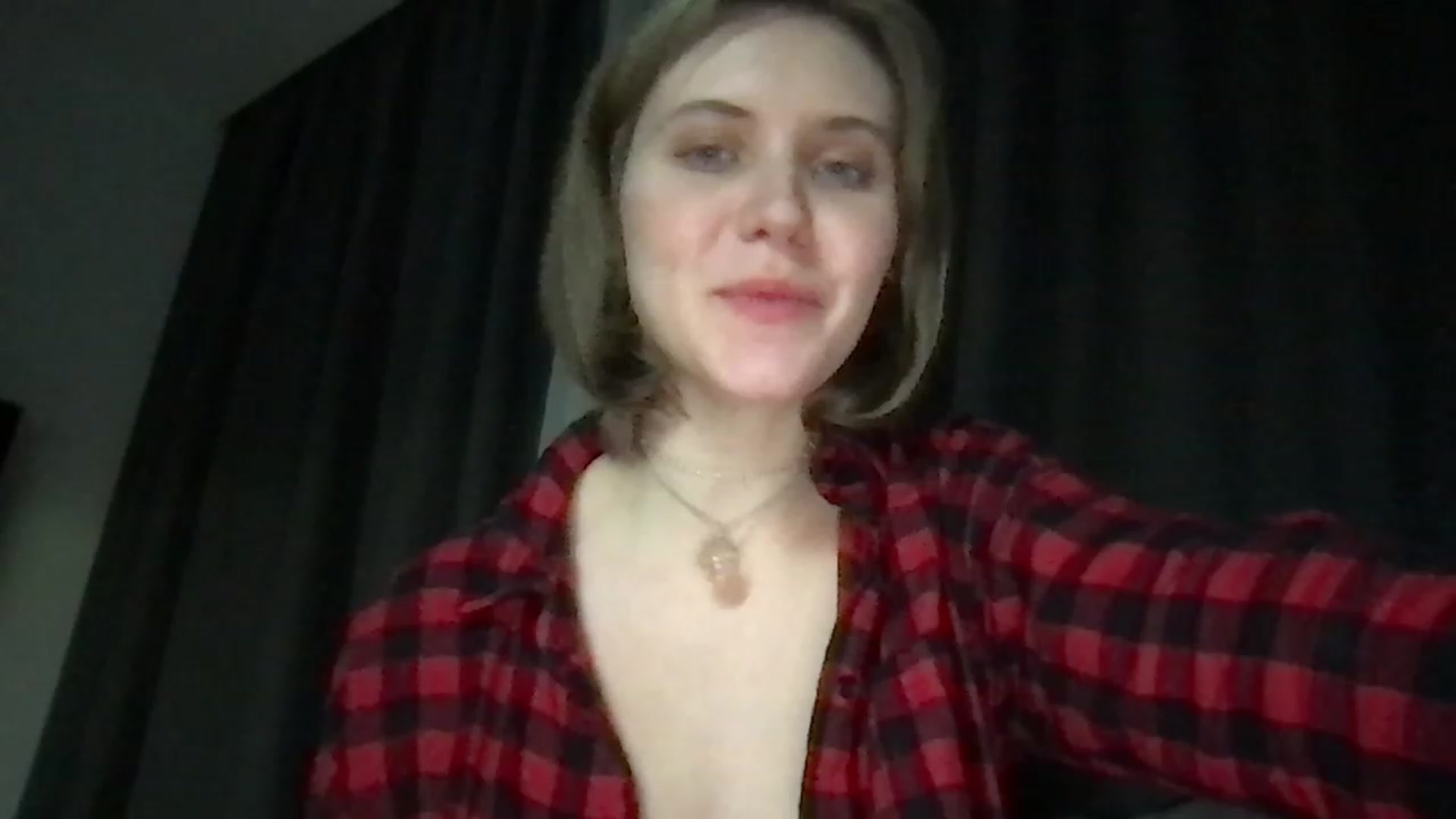 Gallery image thumbnail from YoungDunst's myfreecams stream on, 12/31/2022, 20:06 image 20 of 20