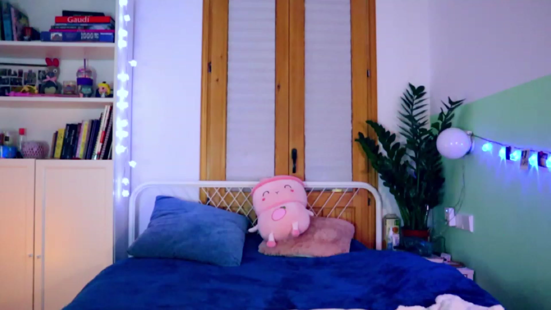 Gallery image thumbnail from YoungDunst's myfreecams stream on, 01/28/2023, 24:08 image 5 of 20