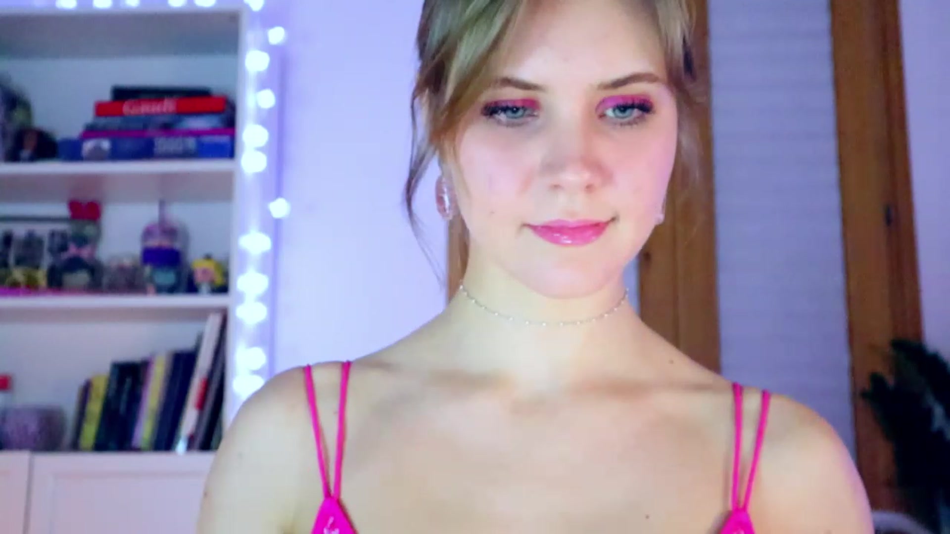 Gallery image thumbnail from YoungDunst's myfreecams stream on, 01/28/2023, 24:08 image 9 of 20