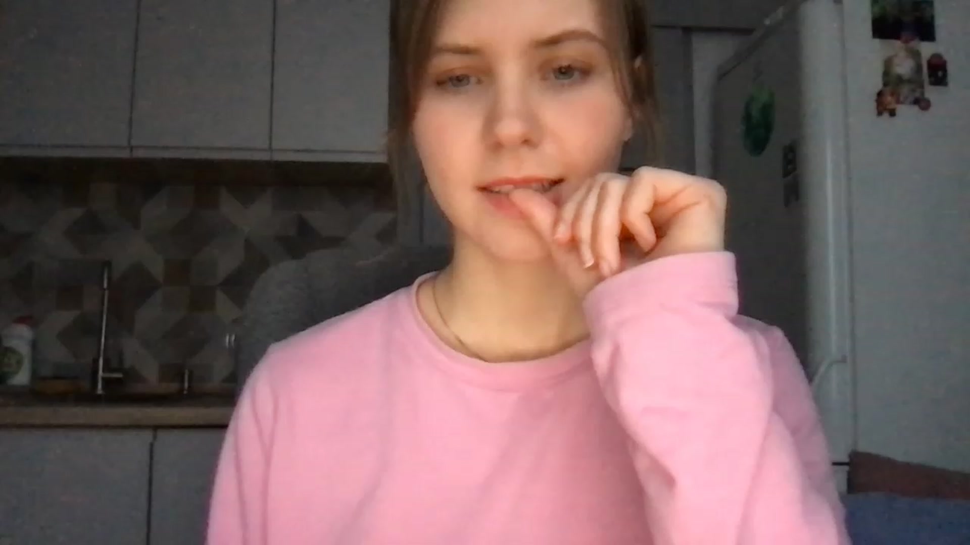 Gallery image thumbnail from YoungDunst's myfreecams stream on, 02/04/2023, 14:43 image 16 of 20