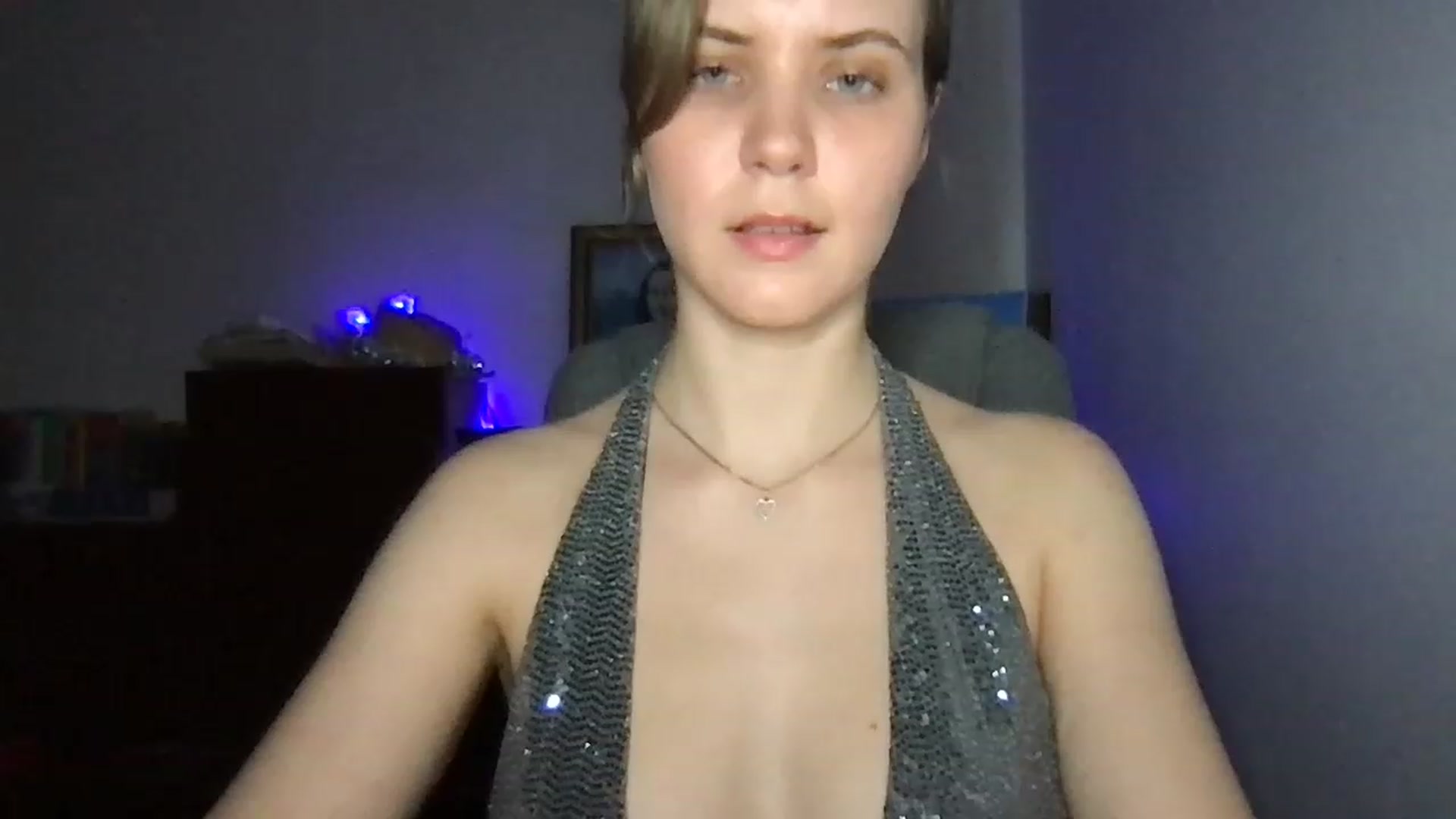 Gallery image thumbnail from YoungDunst's myfreecams stream on, 02/09/2023, 18:24 image 10 of 20