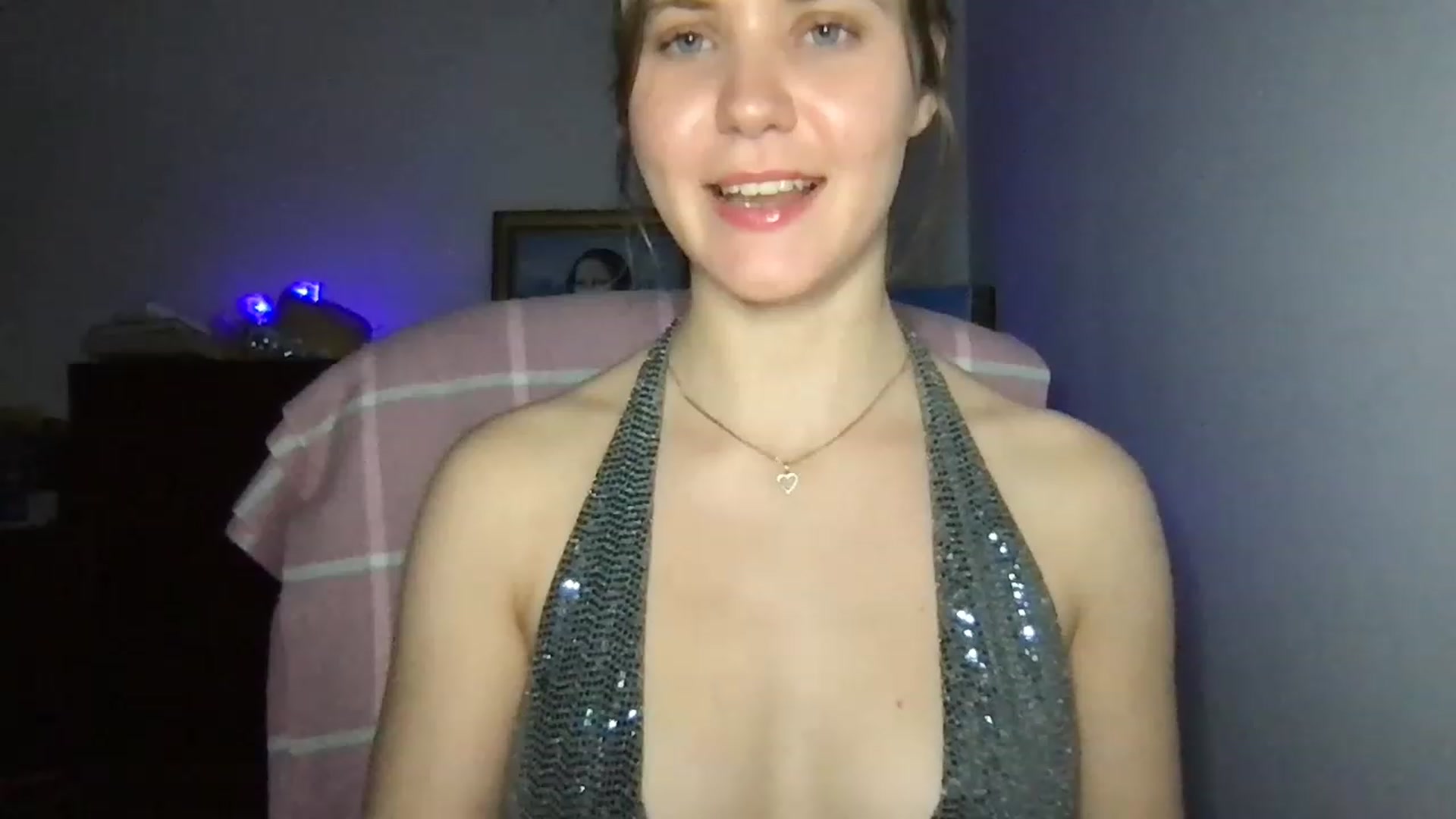 Gallery image thumbnail from YoungDunst's myfreecams stream on, 02/09/2023, 19:23 image 20 of 20