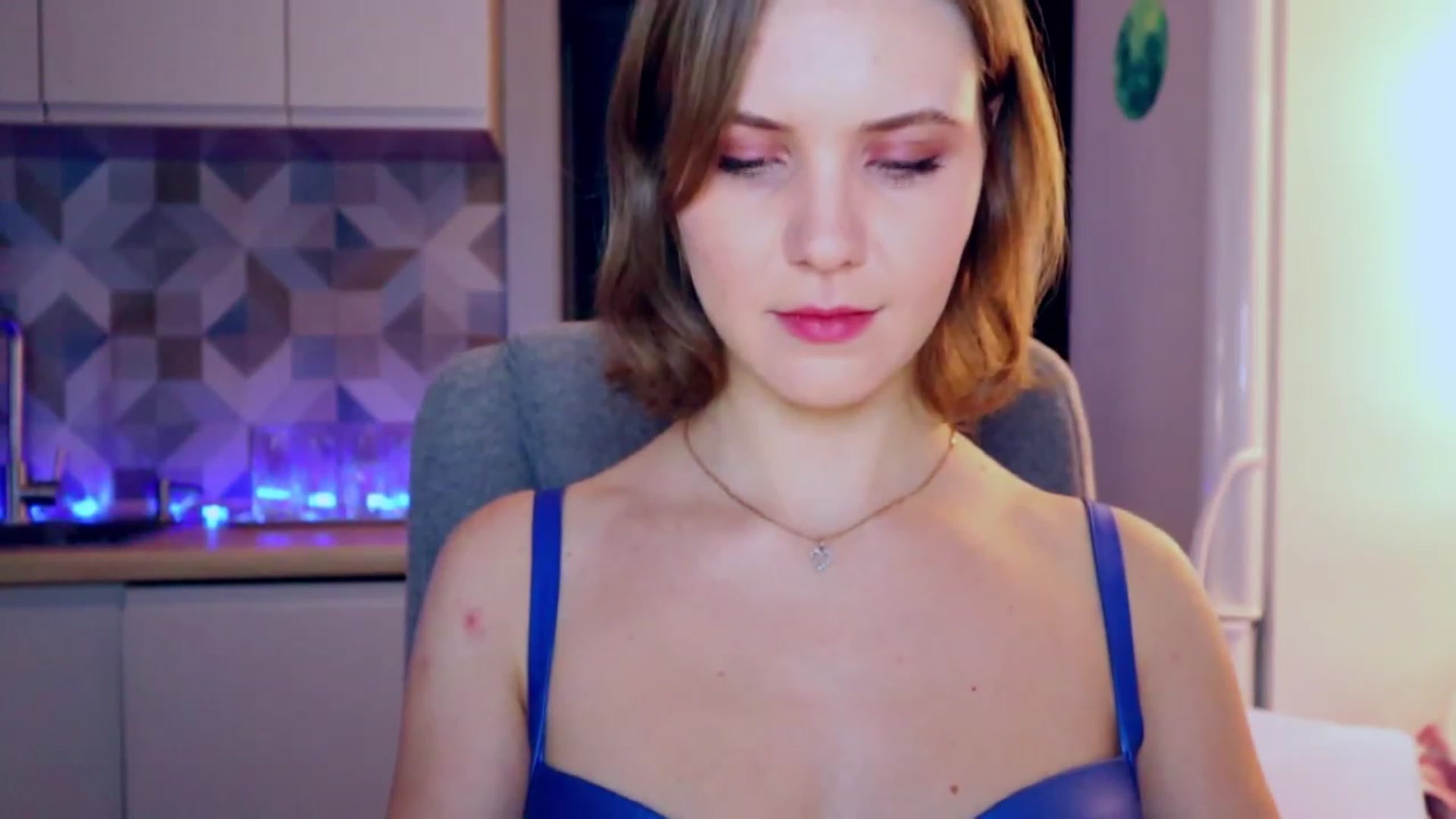 Gallery image thumbnail from YoungDunst's myfreecams stream on, 02/19/2023, 18:49 image 3 of 20