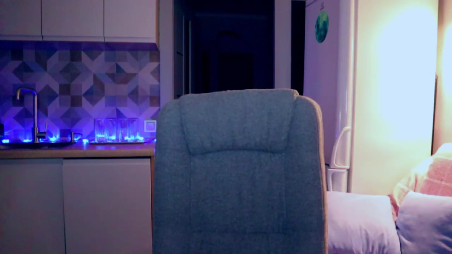 Gallery image thumbnail from YoungDunst's myfreecams stream on, 02/19/2023, 22:57 image 6 of 20