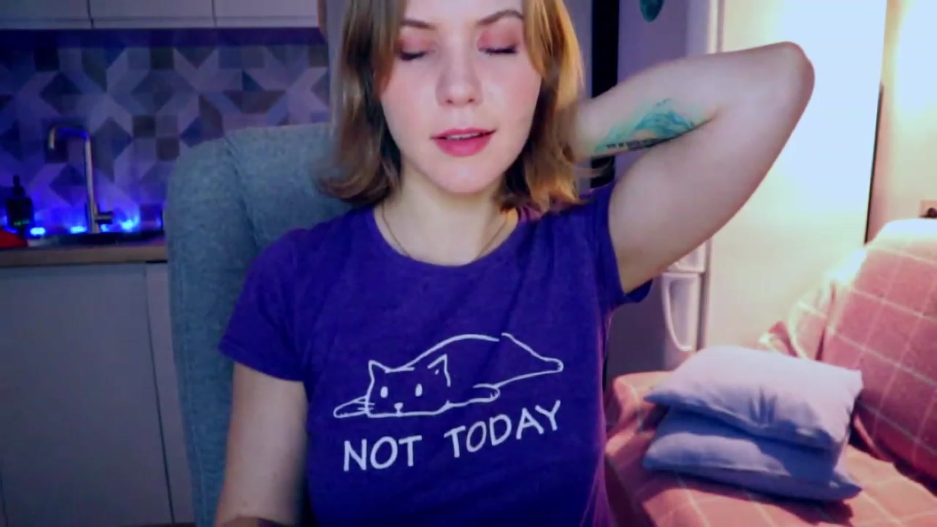 Gallery image thumbnail from YoungDunst's myfreecams stream on, 02/21/2023, 24:09 image 8 of 20