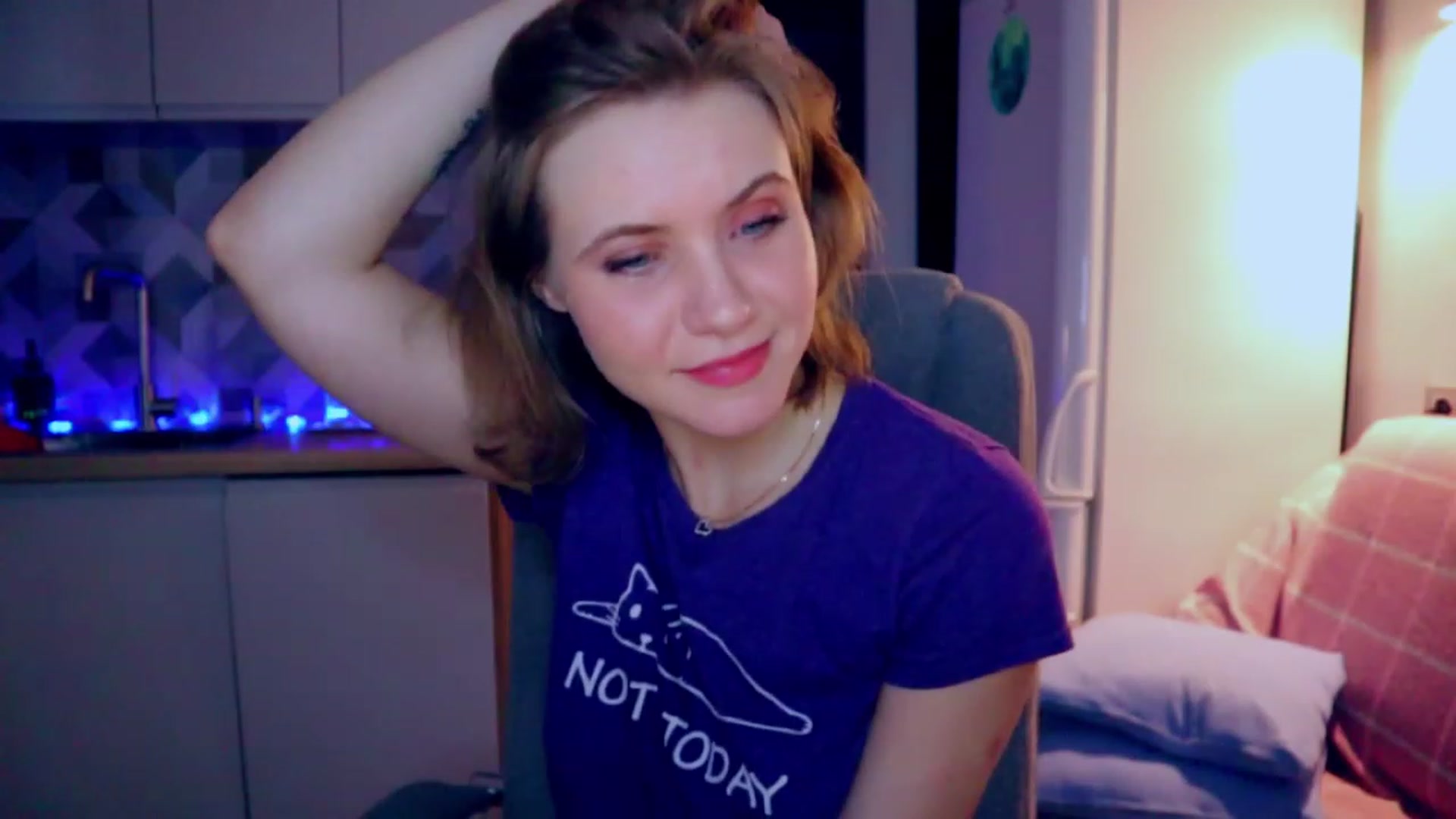 Gallery image thumbnail from YoungDunst's myfreecams stream on, 02/21/2023, 24:29 image 16 of 20