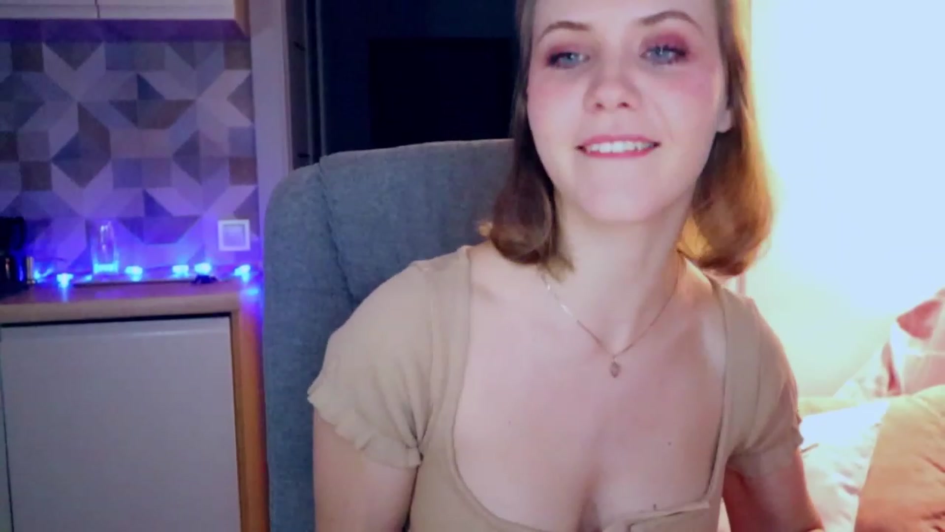 Gallery image thumbnail from YoungDunst's myfreecams stream on, 03/09/2023, 21:19 image 12 of 20
