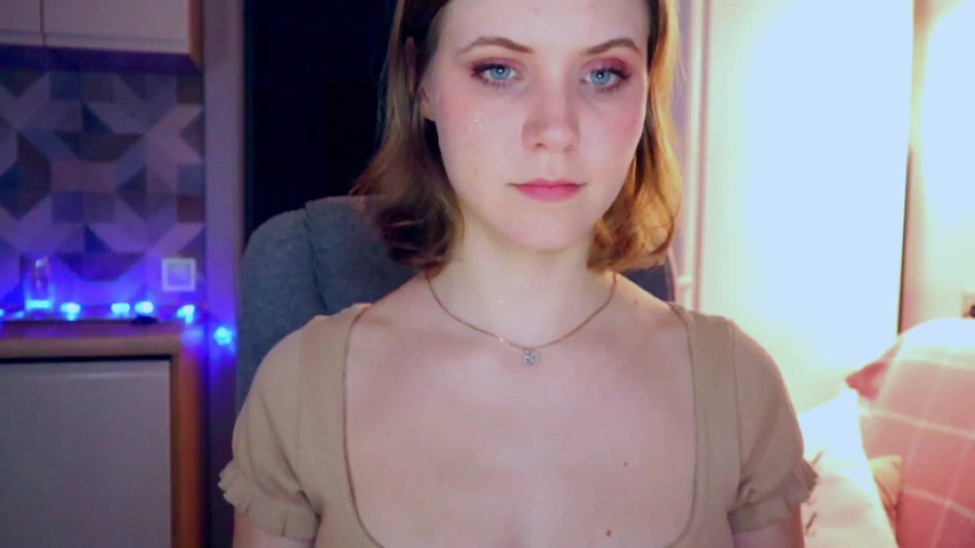 Gallery image thumbnail from YoungDunst's myfreecams stream on, 03/10/2023, 24:04 image 2 of 20
