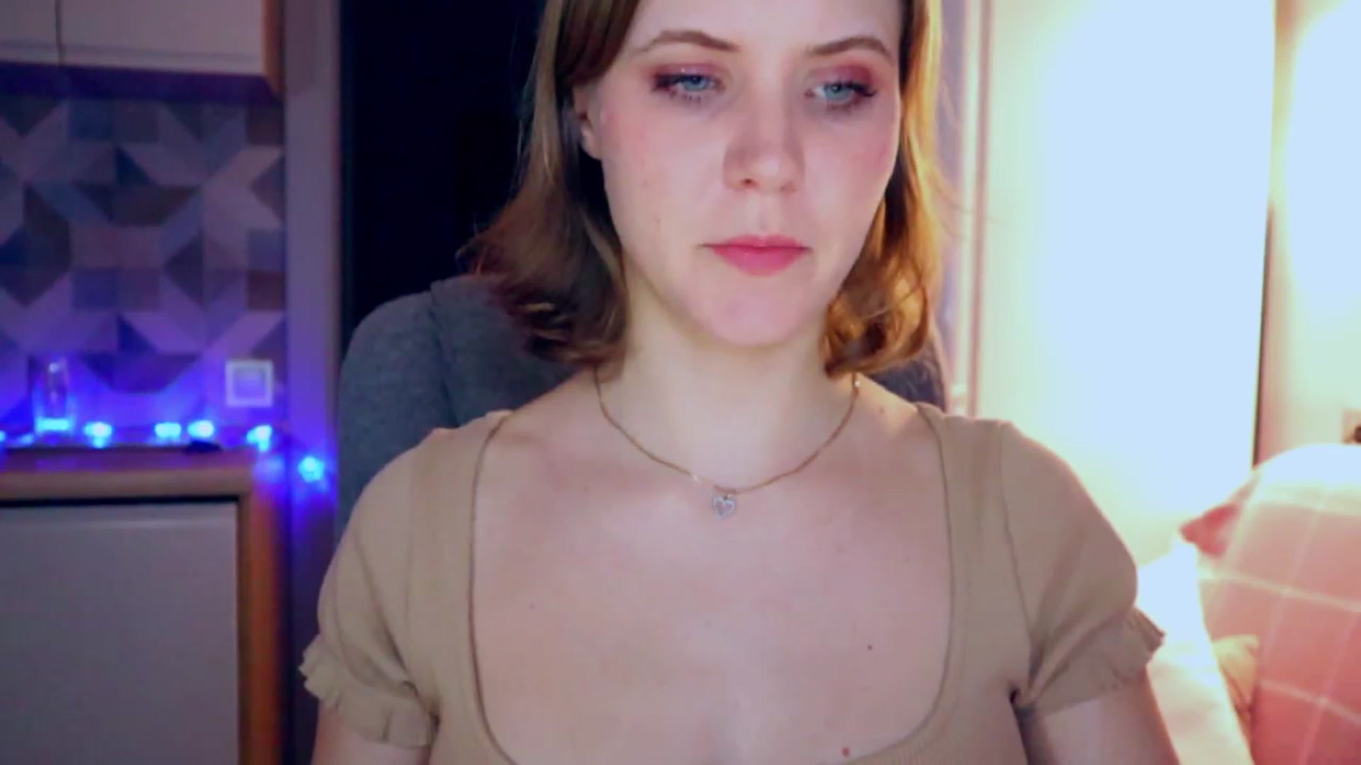 Gallery image thumbnail from YoungDunst's myfreecams stream on, 03/10/2023, 24:04 image 9 of 20