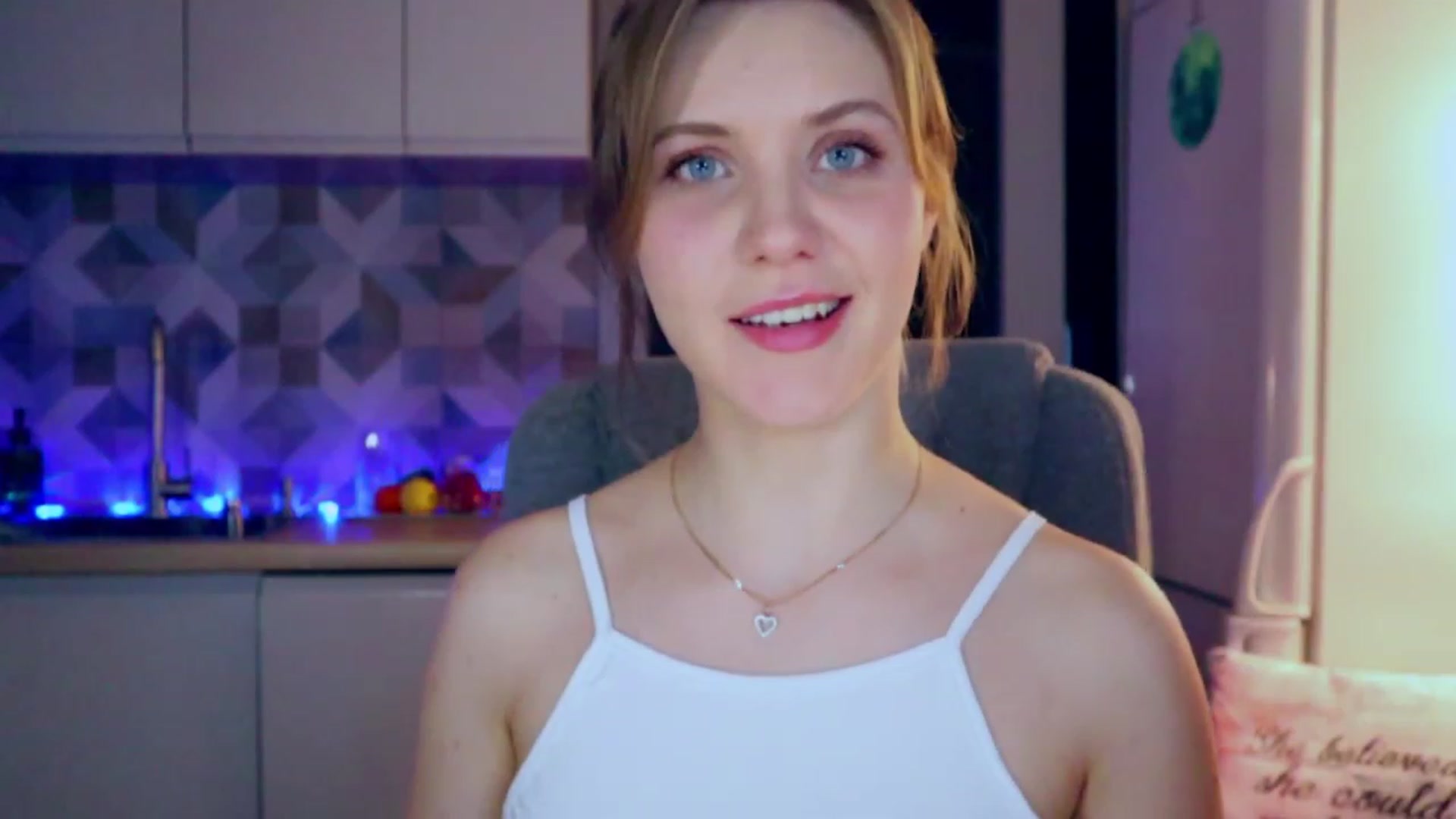 Gallery image thumbnail from YoungDunst's myfreecams stream on, 04/02/2023, 21:08 image 2 of 20