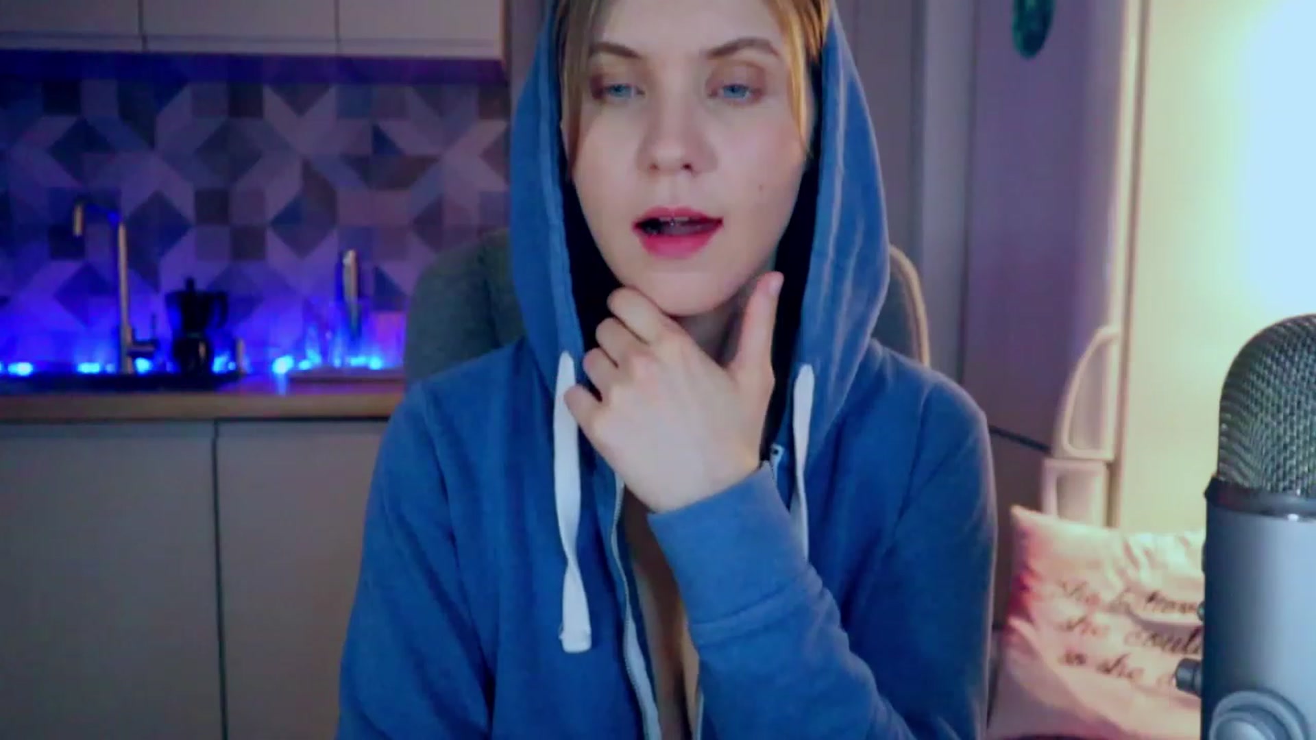 Gallery image thumbnail from YoungDunst's myfreecams stream on, 04/12/2023, 01:54 image 14 of 20