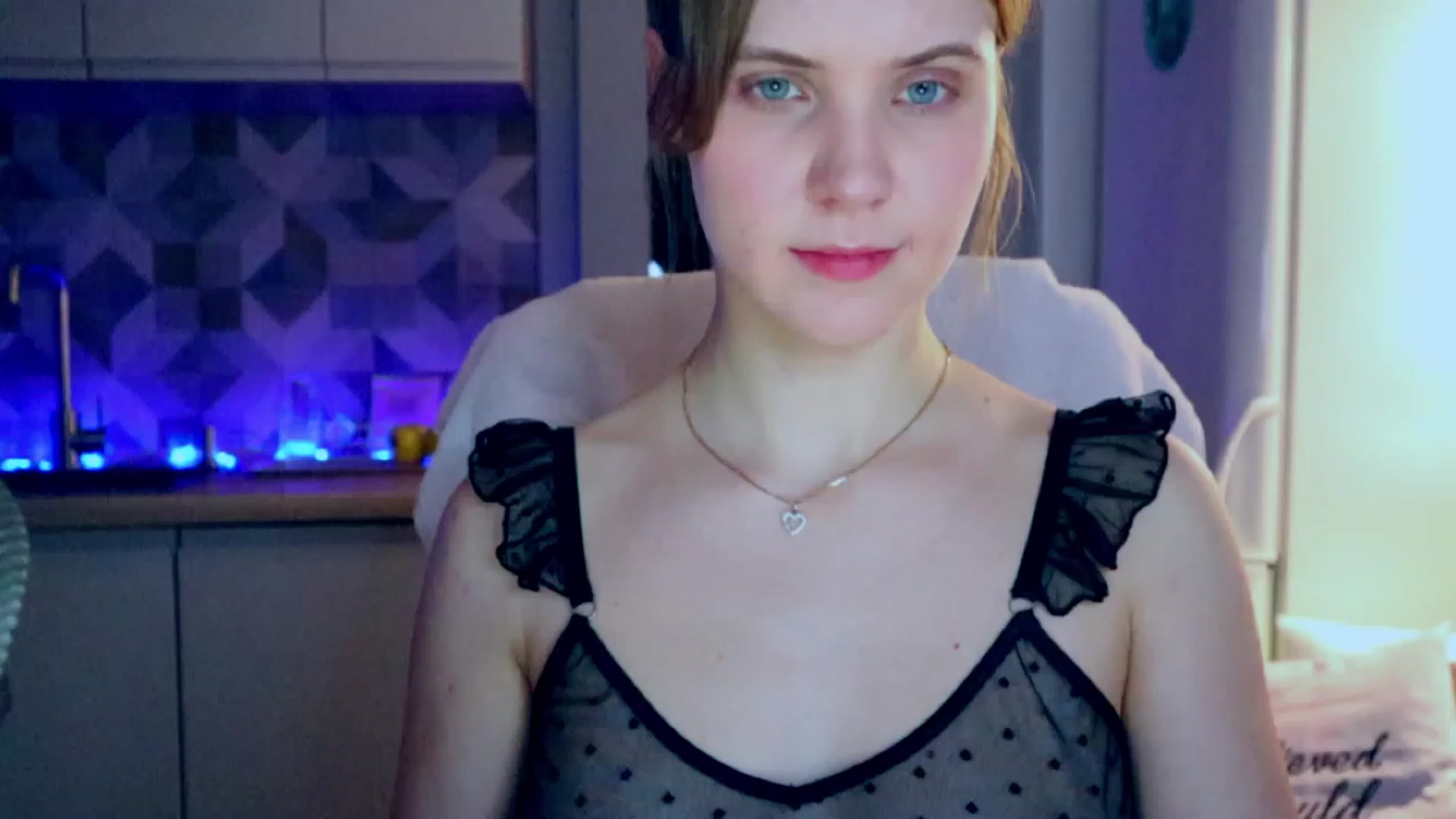 Gallery image thumbnail from YoungDunst's myfreecams stream on, 04/17/2023, 23:38 image 20 of 20