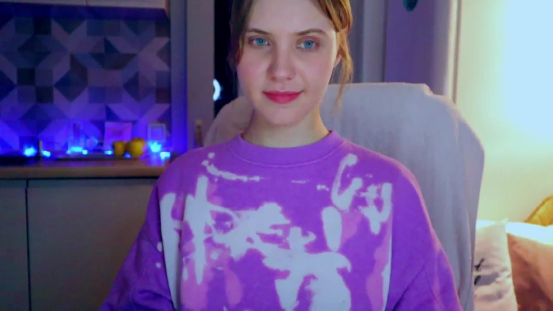 Gallery image thumbnail from YoungDunst's myfreecams stream on, 04/18/2023, 24:01 image 8 of 20