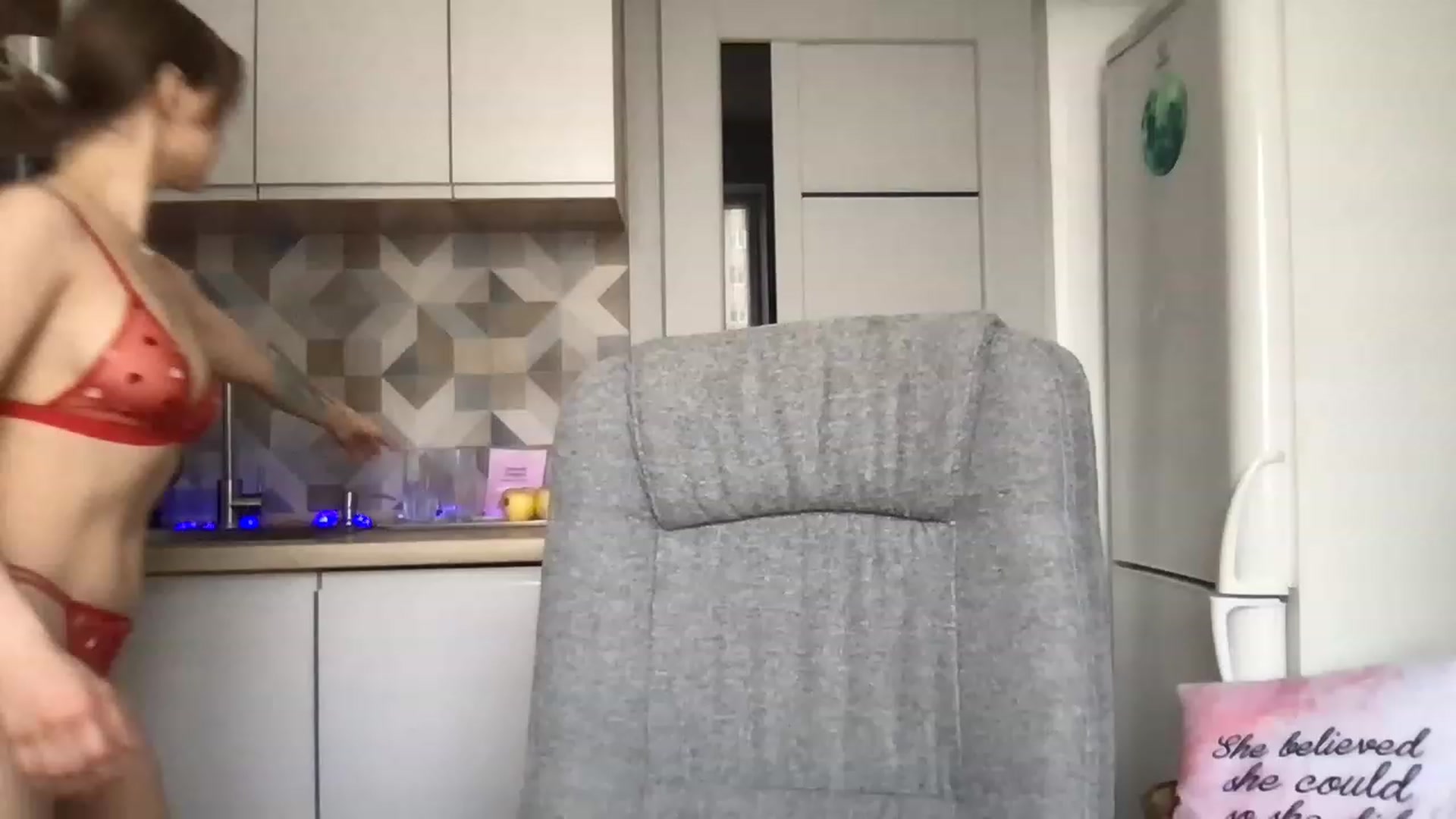 Gallery image thumbnail from YoungDunst's myfreecams stream on, 04/18/2023, 13:12 image 10 of 20