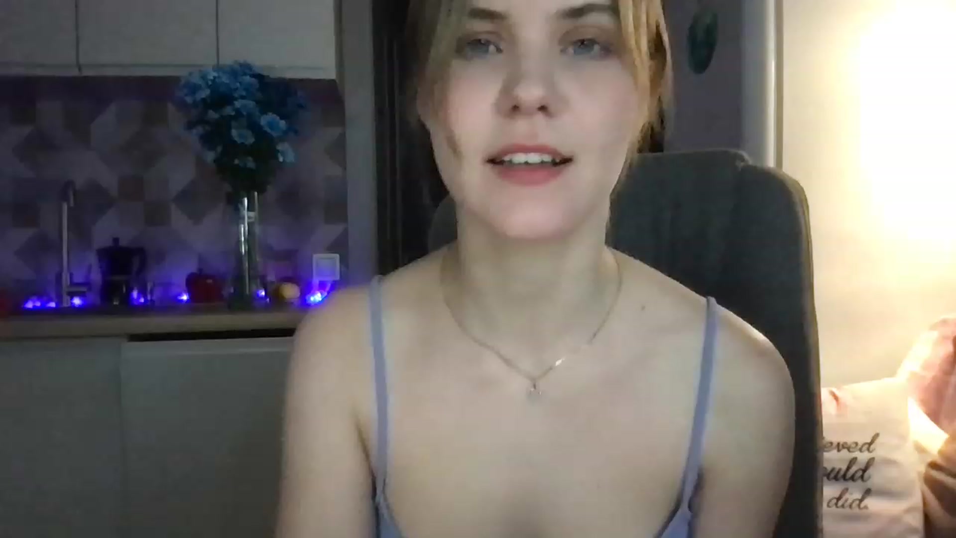 Gallery image thumbnail from YoungDunst's myfreecams stream on, 04/29/2023, 18:07 image 7 of 20