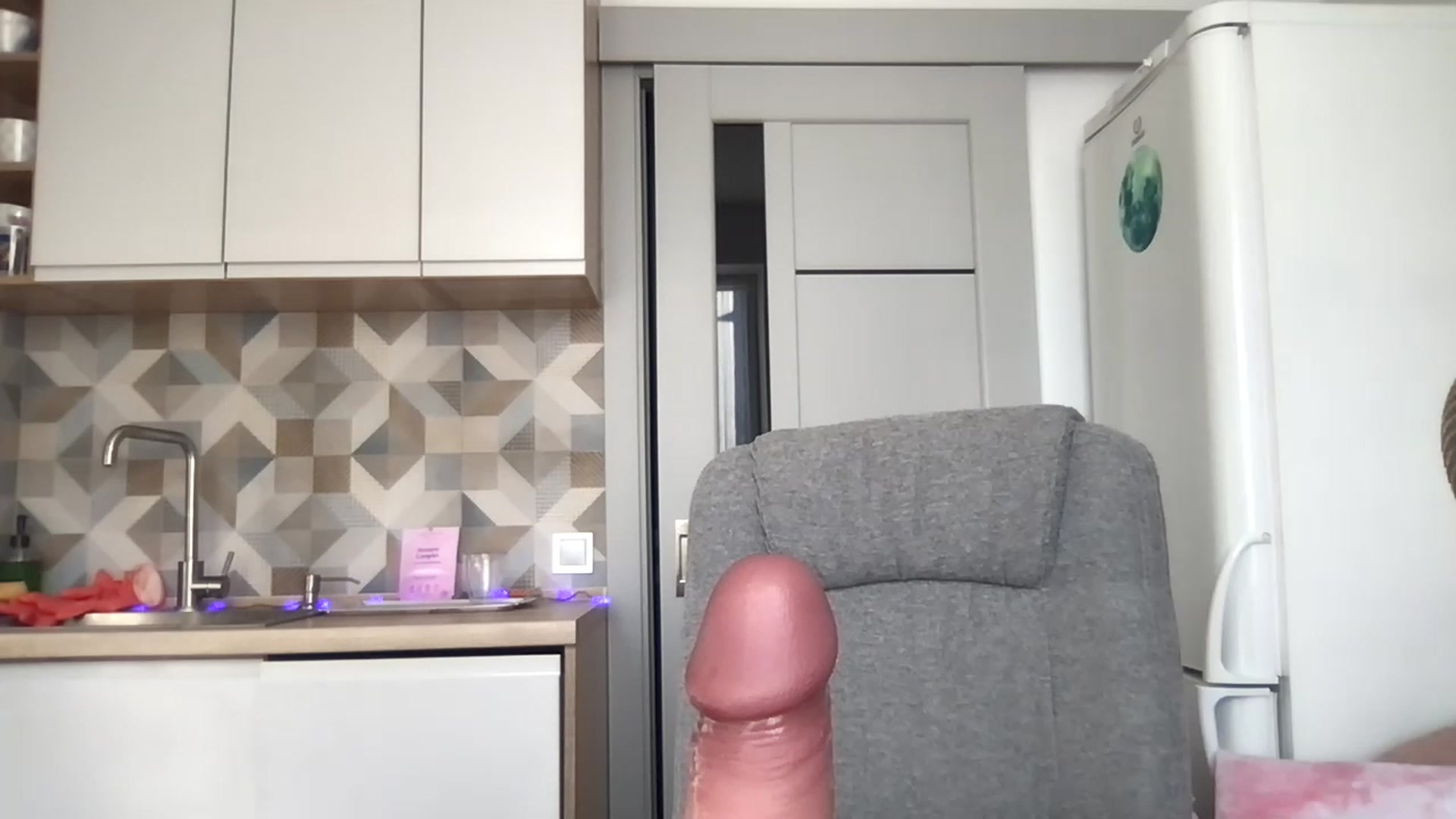 Gallery image thumbnail from YoungDunst's myfreecams stream on, 06/05/2023, 04:30 image 16 of 20