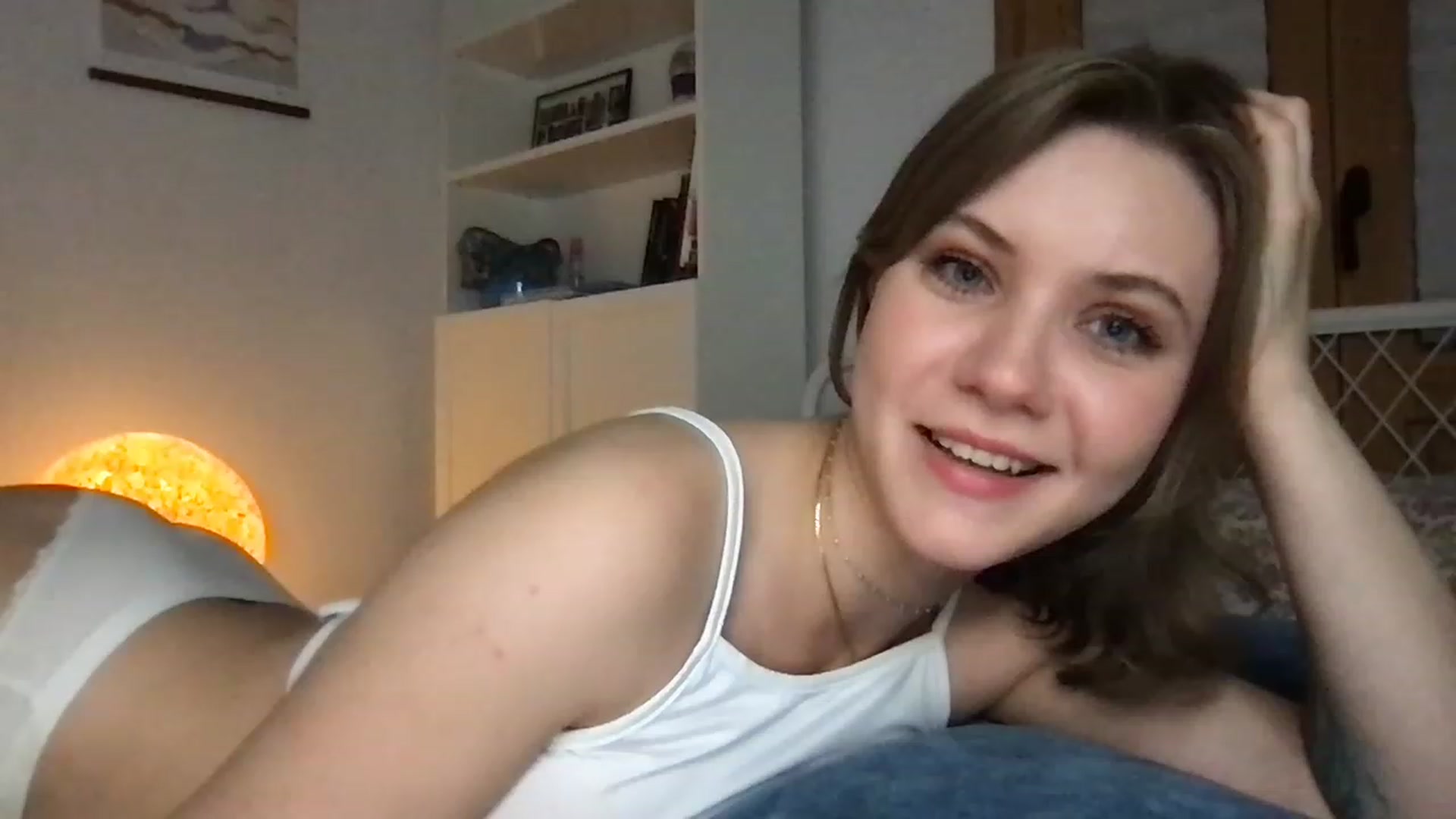 Gallery image thumbnail from YoungDunst's myfreecams stream on, 06/12/2023, 02:58 image 4 of 20