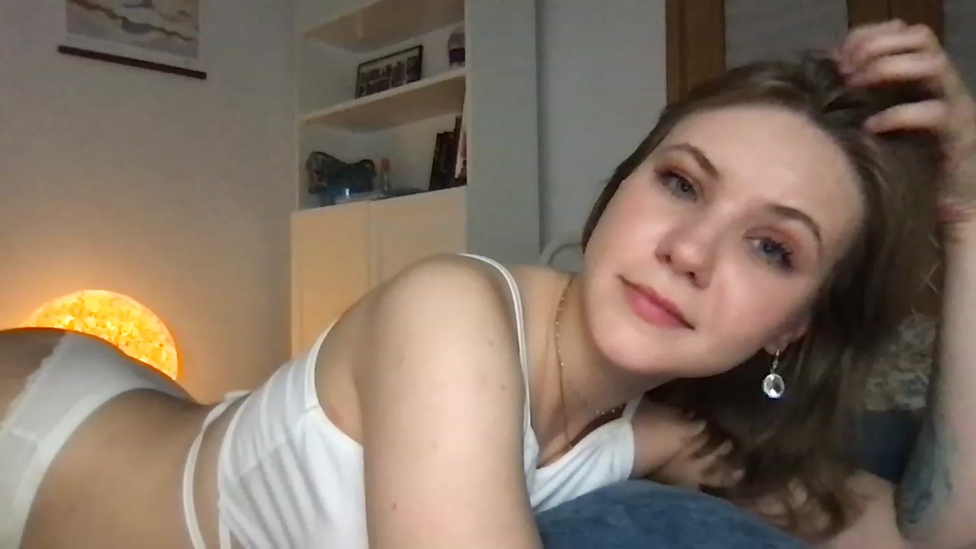Gallery image thumbnail from YoungDunst's myfreecams stream on, 06/12/2023, 02:58 image 6 of 20