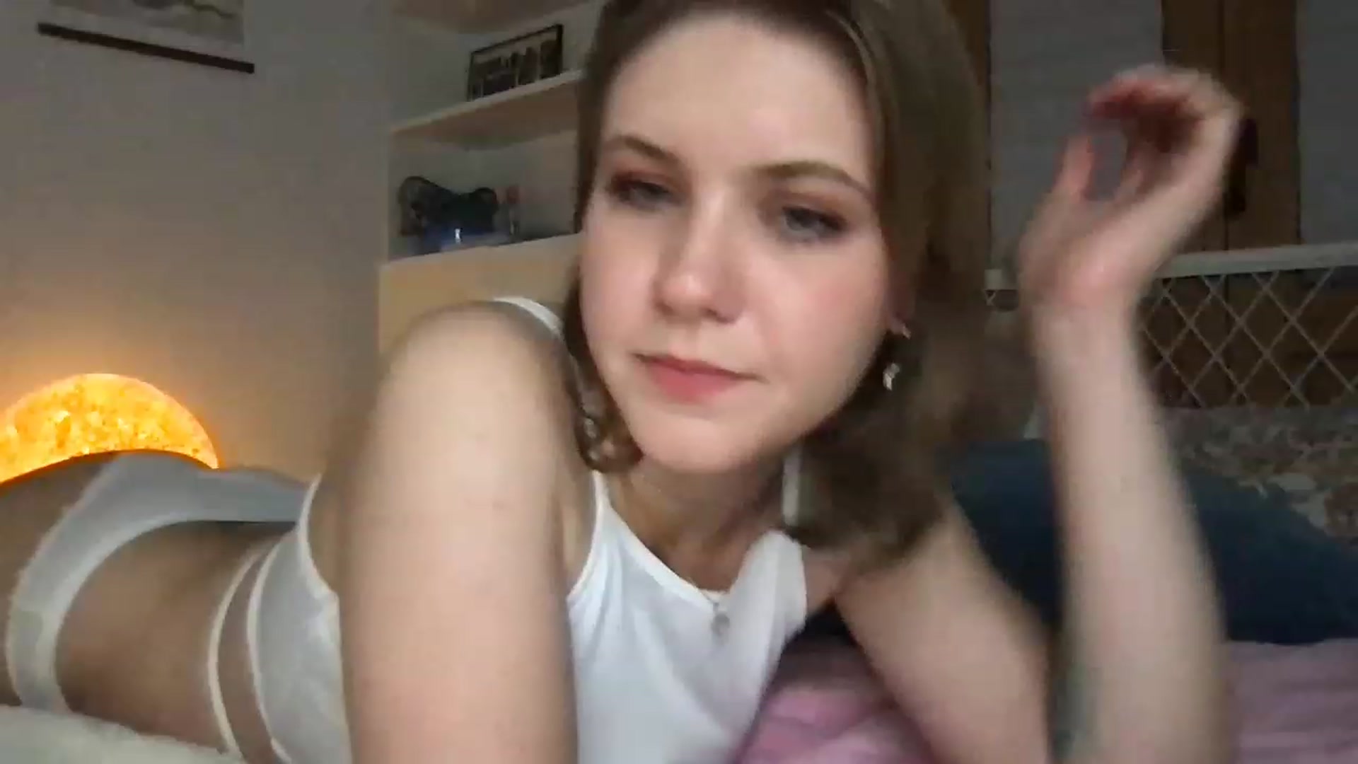 Gallery image thumbnail from YoungDunst's myfreecams stream on, 06/12/2023, 02:58 image 20 of 20
